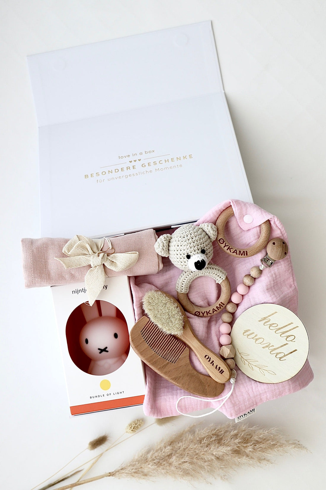 Baby Geschenkbox Rosa "Casablanca" mit Bär hell - OYKAMI in a box