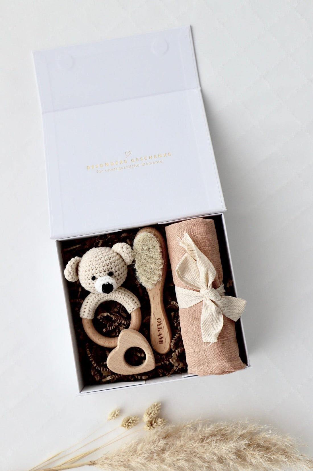 Baby Geschenkbox Rosa "Colmar" heller Bär - OYKAMI in a box