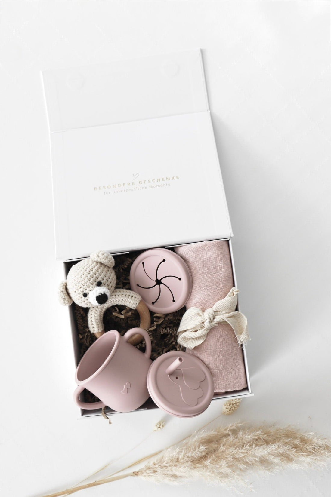 Baby Geschenkbox Rosa "Oslo" heller Bär - OYKAMI in a box