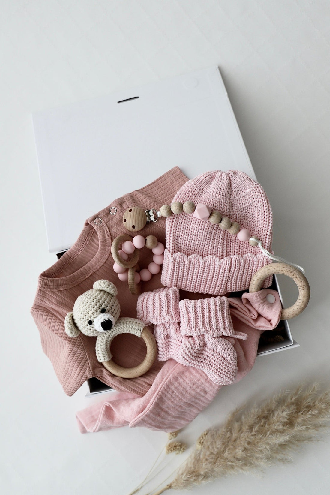Baby Geschenkbox Rosa "Palermo" heller Bär - OYKAMI in a box