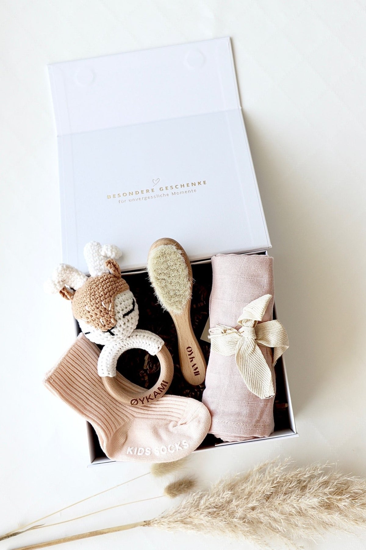 Baby Geschenkbox Rosa "Sizilien" Elch - OYKAMI in a box