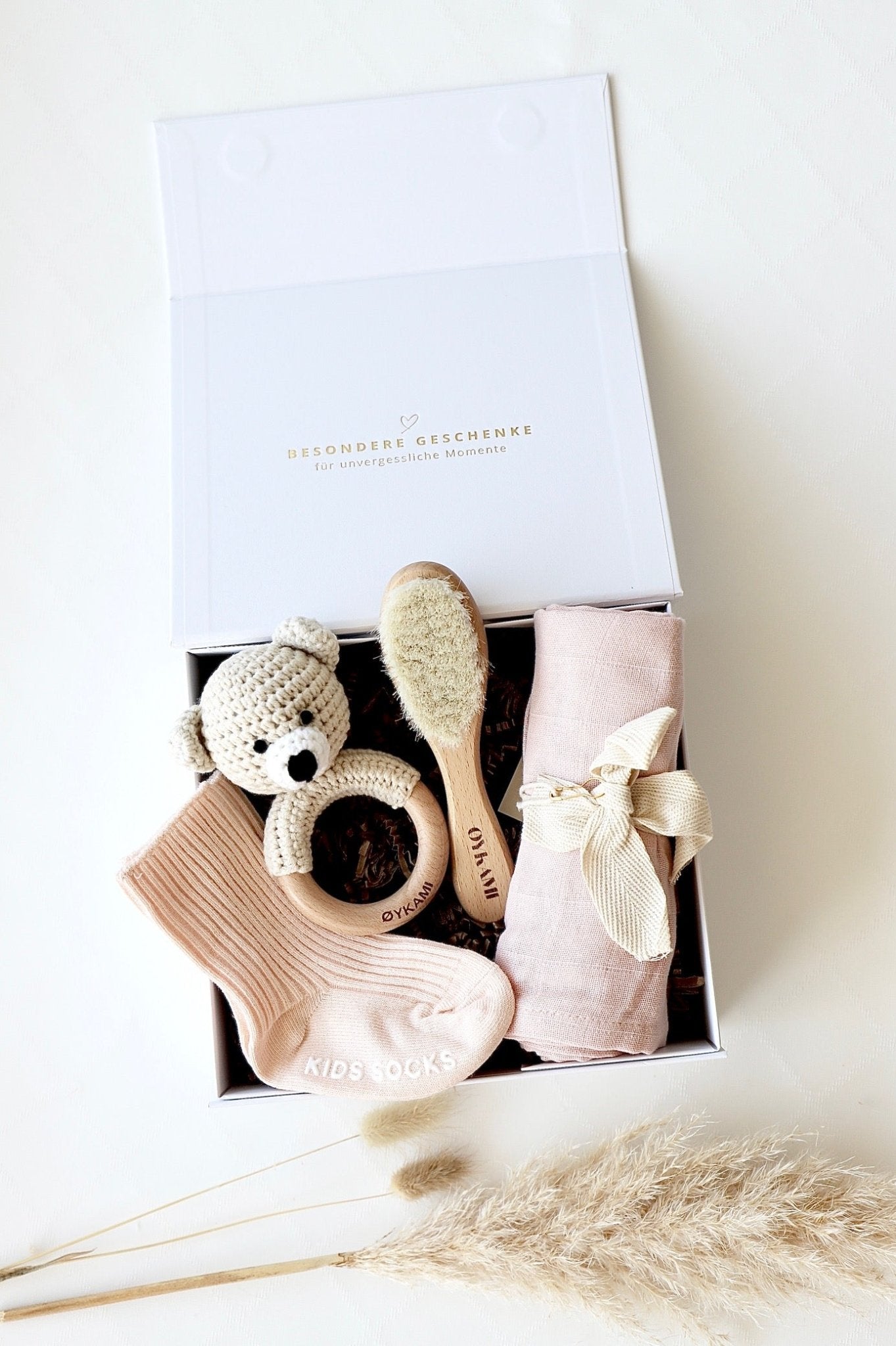 Baby Geschenkbox Rosa "Sizilien" heller Bär - OYKAMI in a box