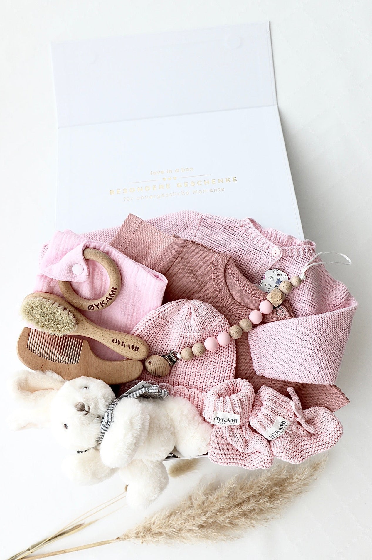Baby Geschenkbox Rosa "Verona" Hase Weiss - OYKAMI in a box