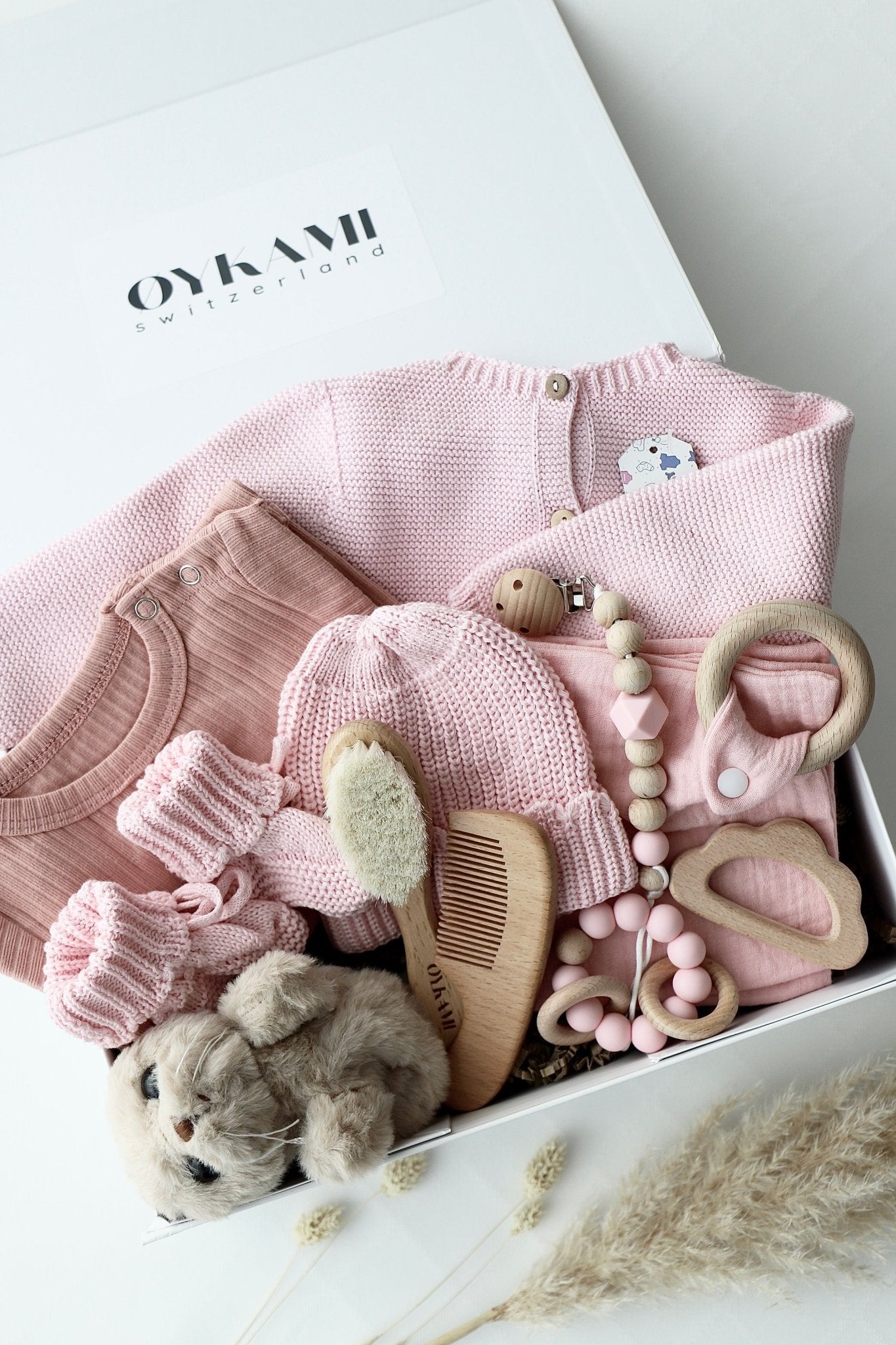 Baby Geschenkbox Rosa "Verona" Robbe Braun - OYKAMI in a box