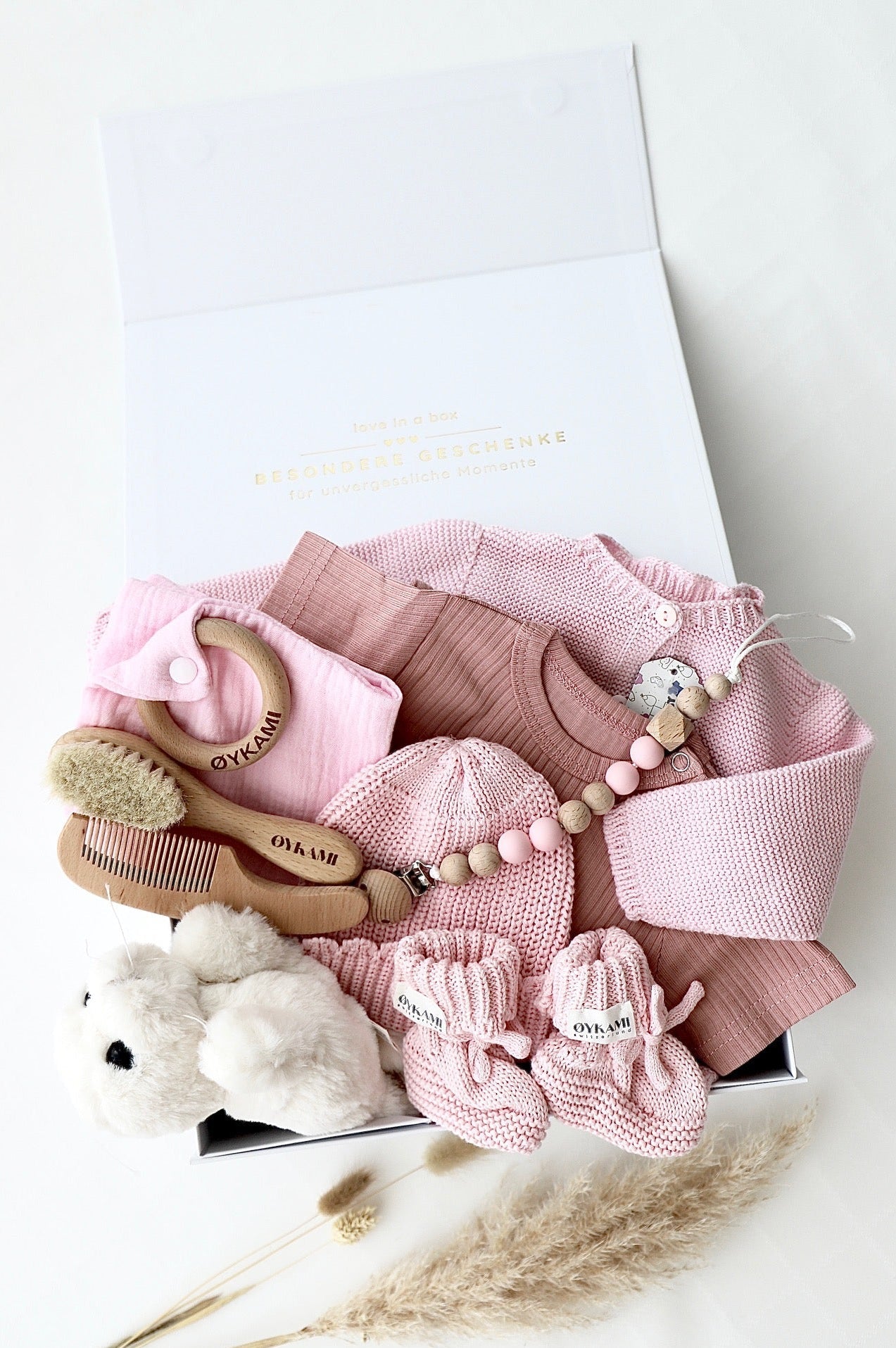Baby Geschenkbox Rosa "Verona" Robbe Weiss - OYKAMI in a box