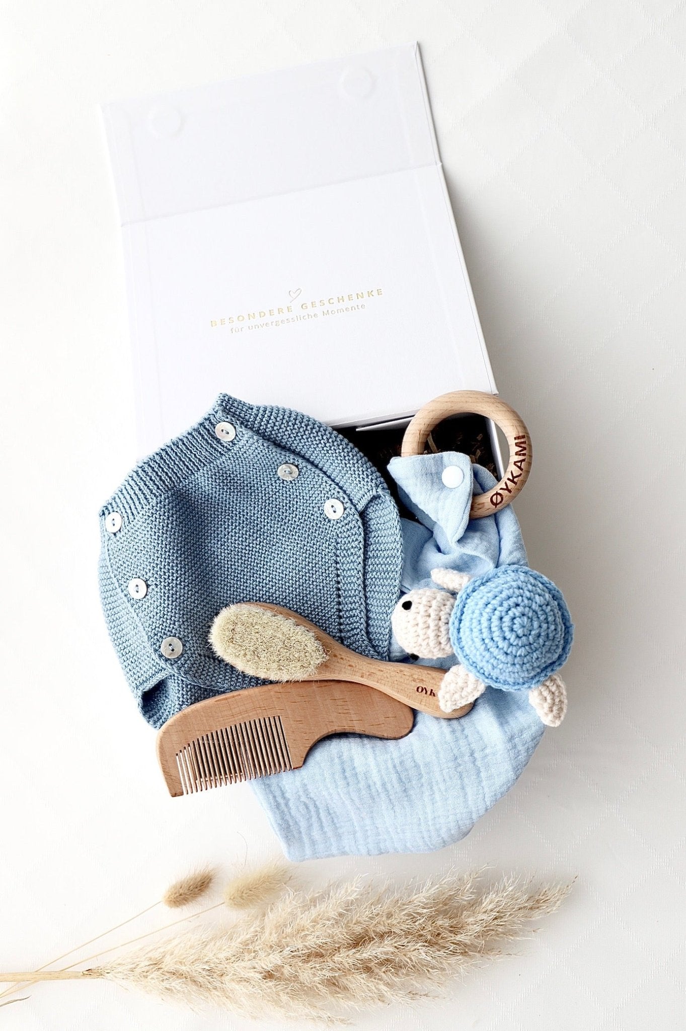 Baby Geschenkbox „Soft Beginnings“ blau - OYKAMI in a box