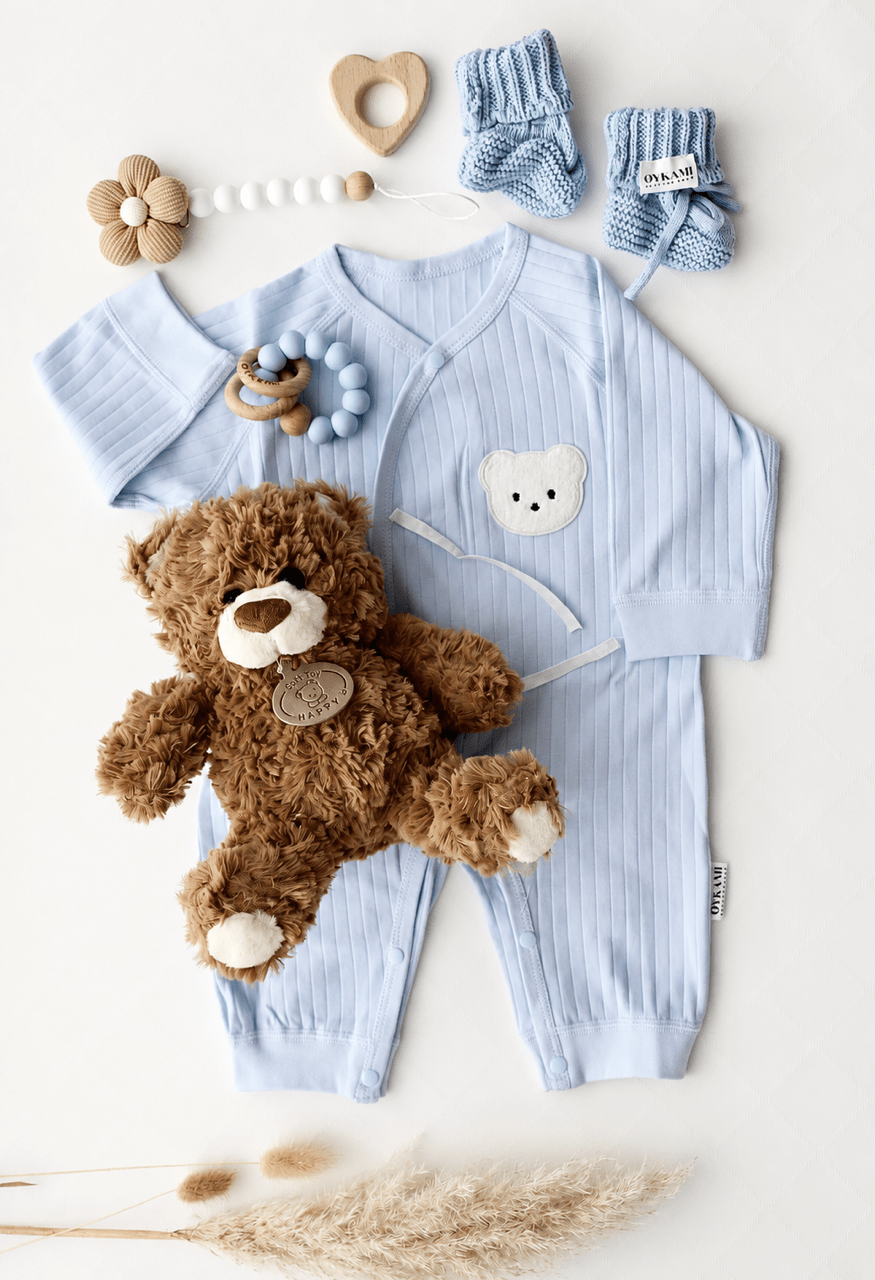 Baby Geschenkbox Teddy Lou hellblau - OYKAMI in a box
