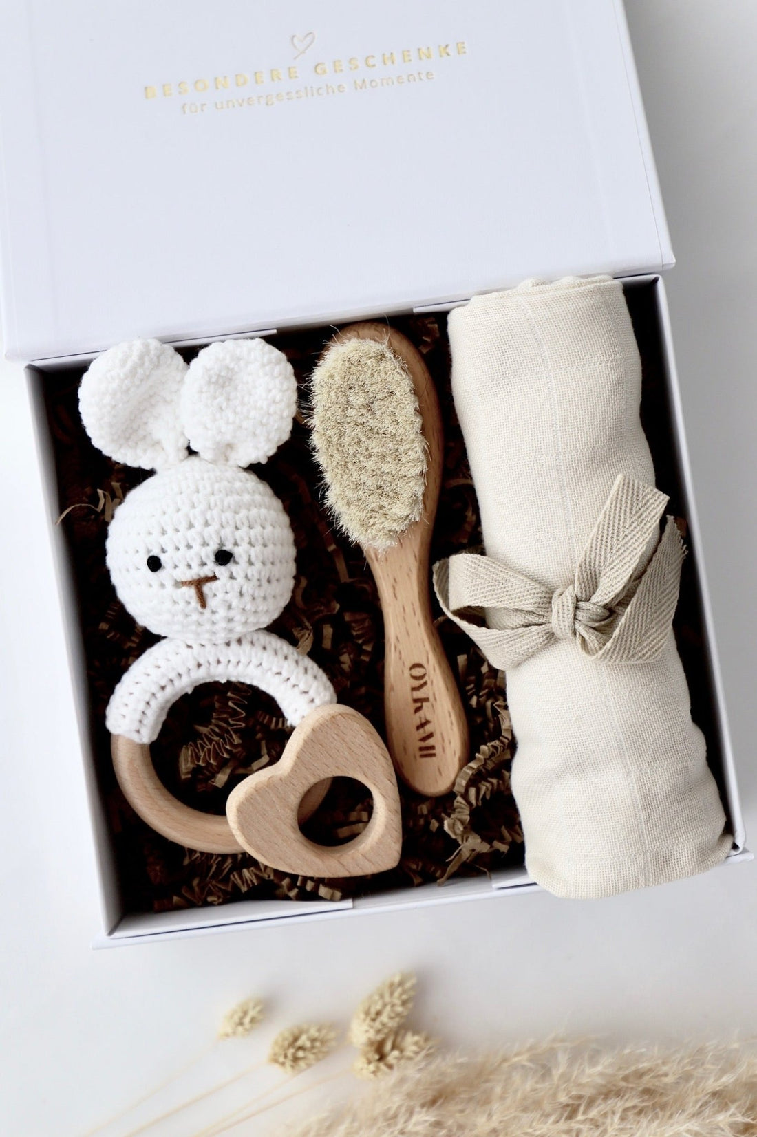 Baby Geschenkbox Weiss "Colmar" Hase - OYKAMI in a box