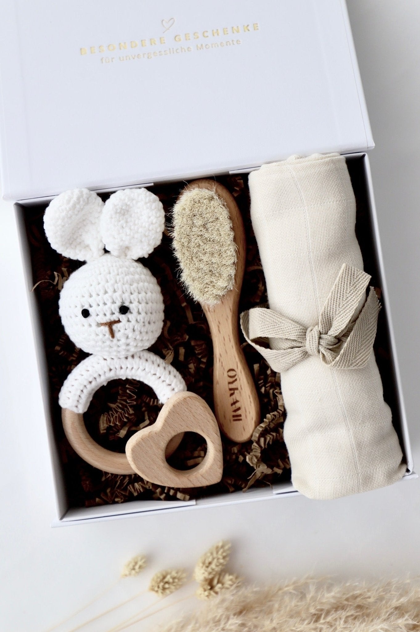 Baby Geschenkbox Weiss "Colmar" Hase - OYKAMI in a box