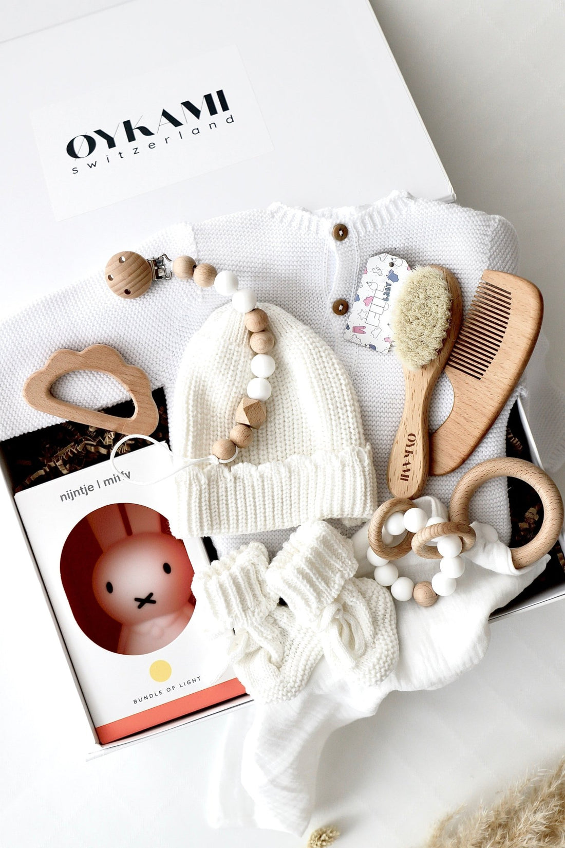 Baby Geschenkbox Weiss "Como" Nachtlicht Miffy - OYKAMI in a box