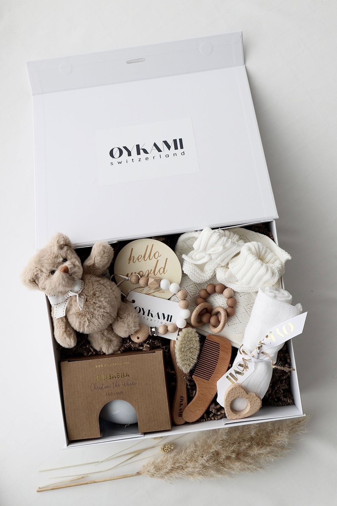 Baby Geschenkbox Weiss "Paris" Bär Braun - OYKAMI in a box