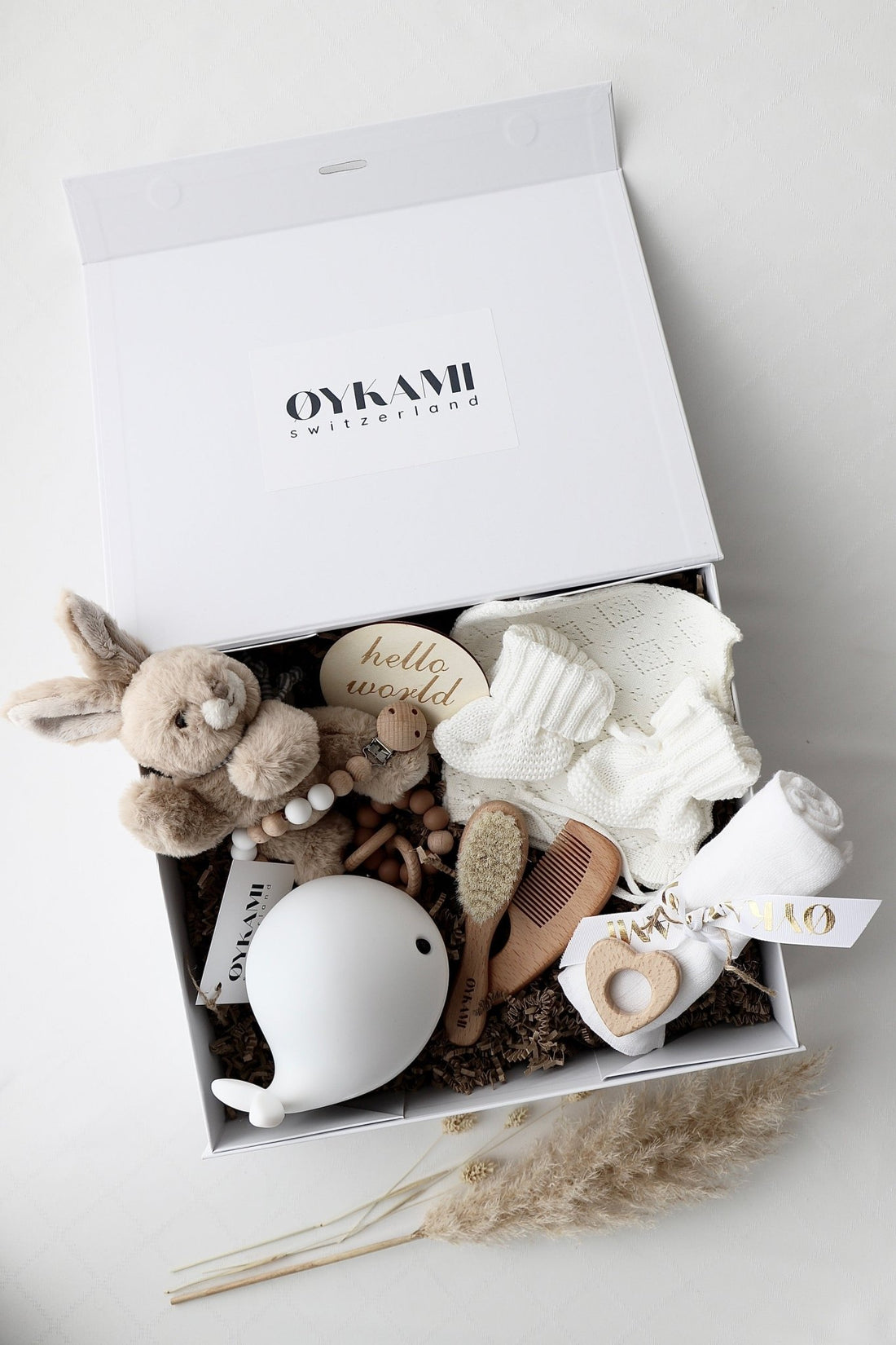 Baby Geschenkbox Weiss "Paris" Hase Braun - OYKAMI in a box