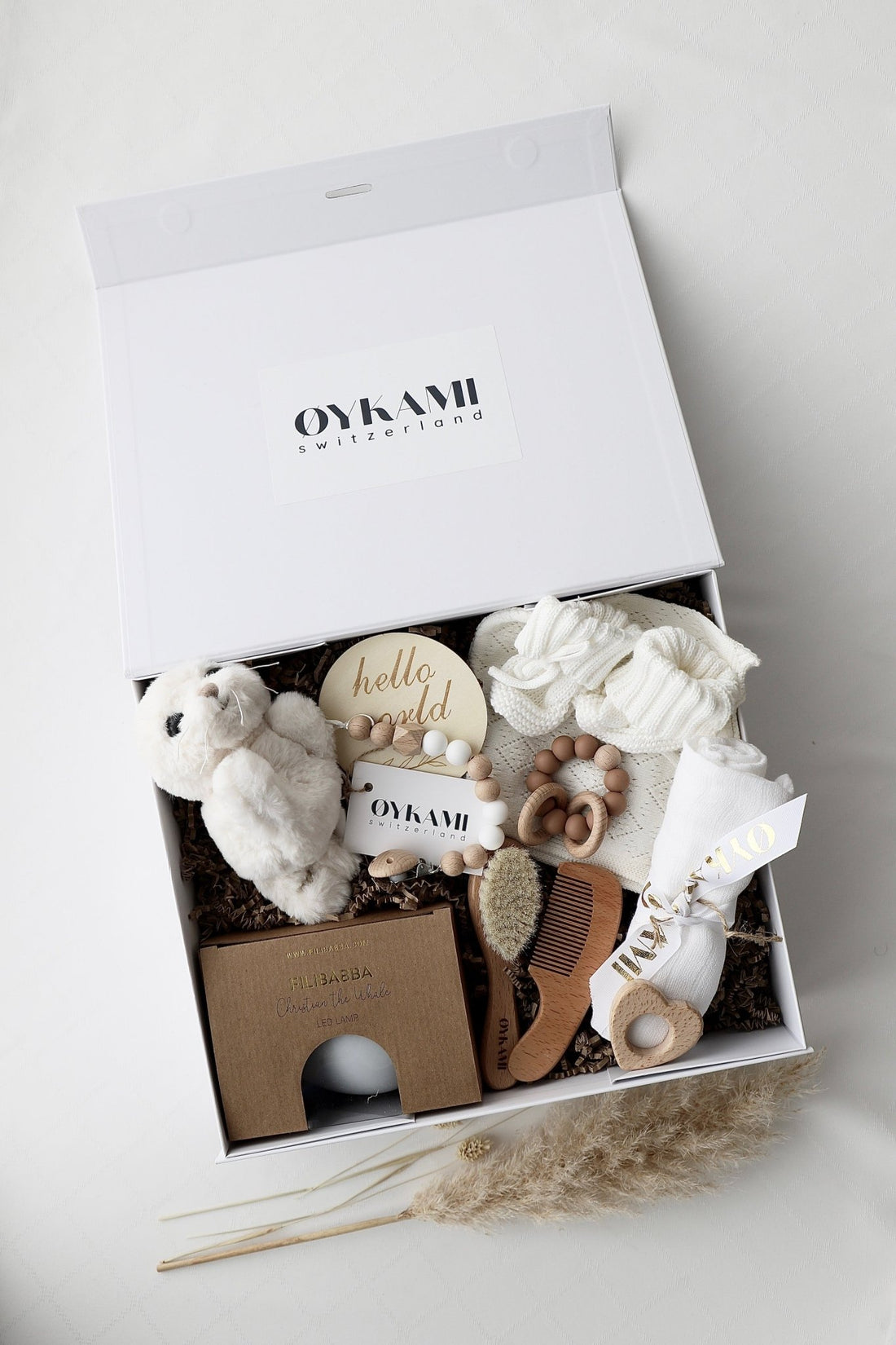 Baby Geschenkbox Weiss "Paris" Robbe Weiss - OYKAMI in a box