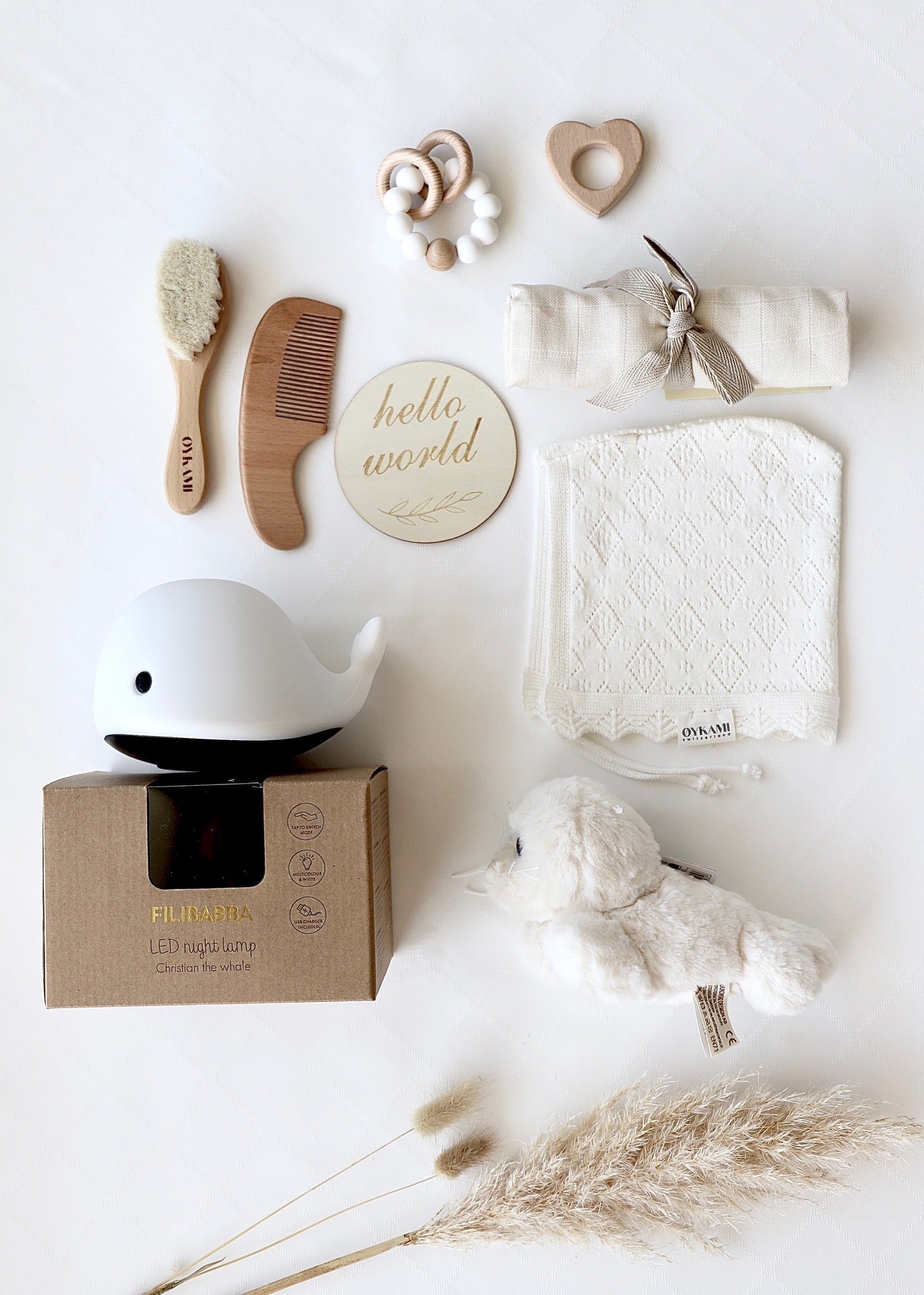 Baby Geschenkbox Weiss "Paris" Robbe Weiss - OYKAMI in a box