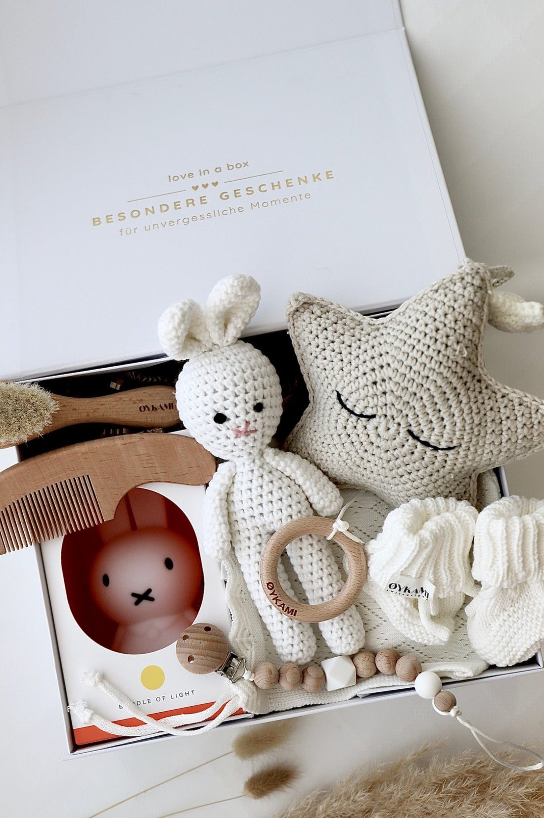 Baby Geschenkbox Weiss "Savannah" mit Miffy Nachtlicht - OYKAMI in a box