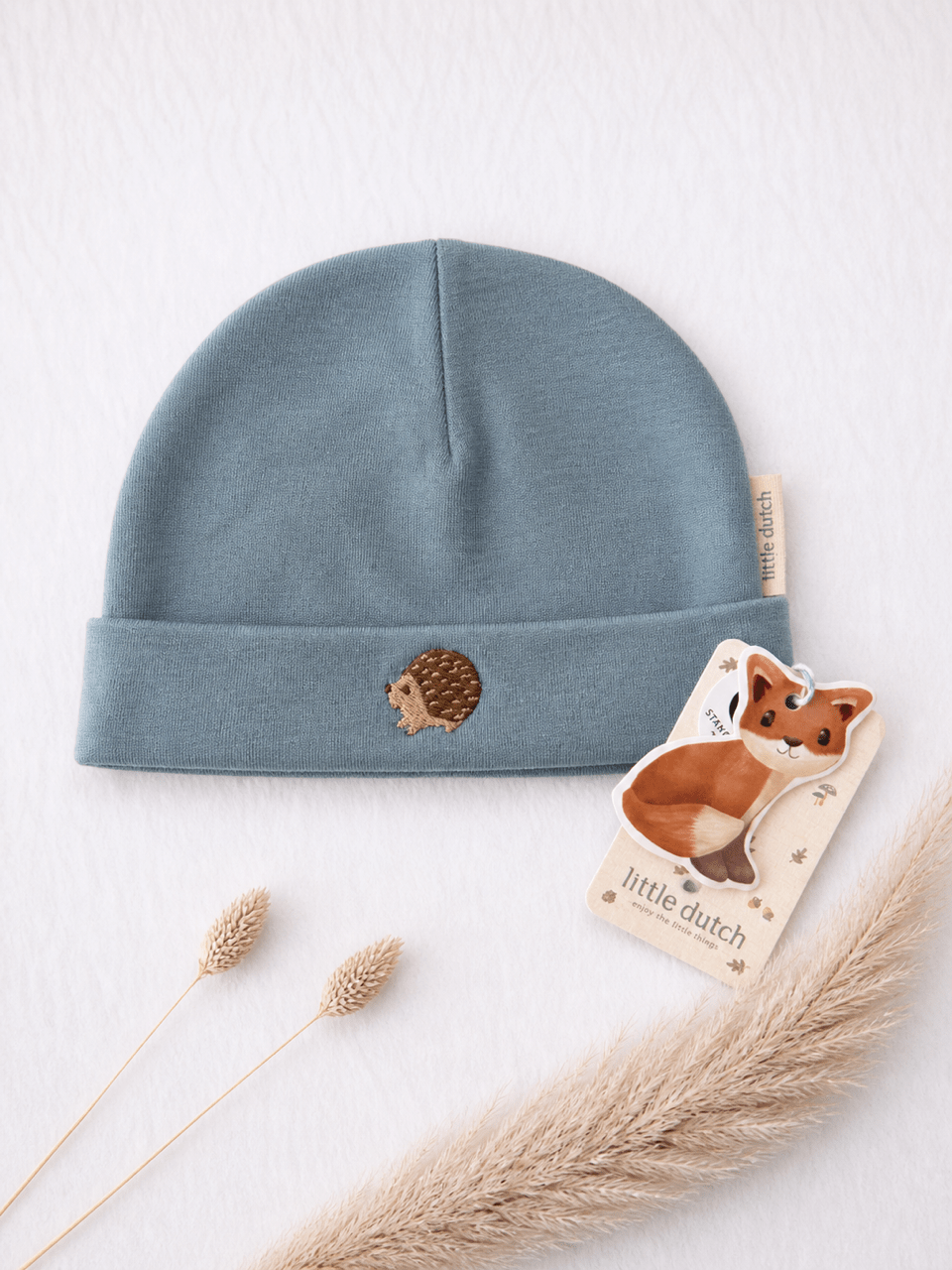 Baby Mütze blau mit Igel - OYKAMI in a box