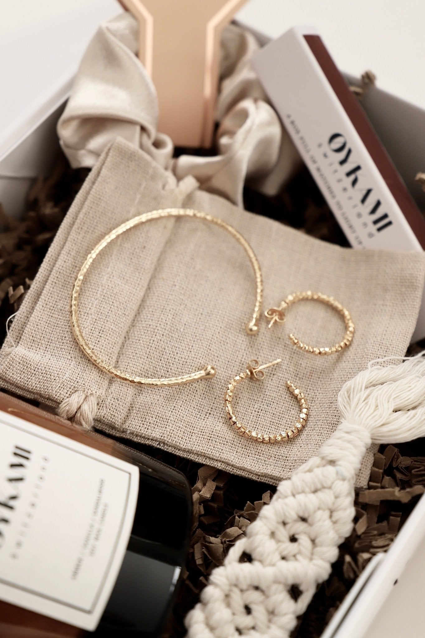 Beauty Geschenkbox "Hong Kong" mit Schmuck - OYKAMI in a box