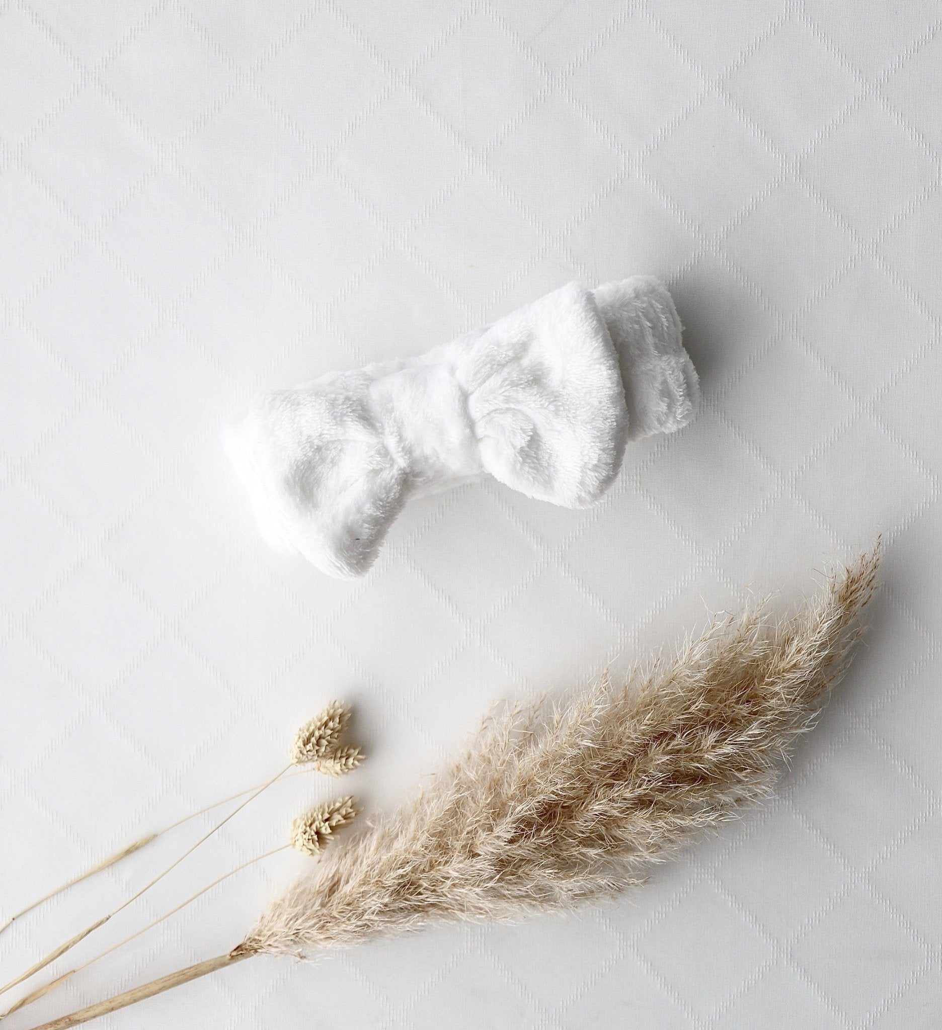 Beauty - Stirnband Plüsch Weiss - OYKAMI in a box