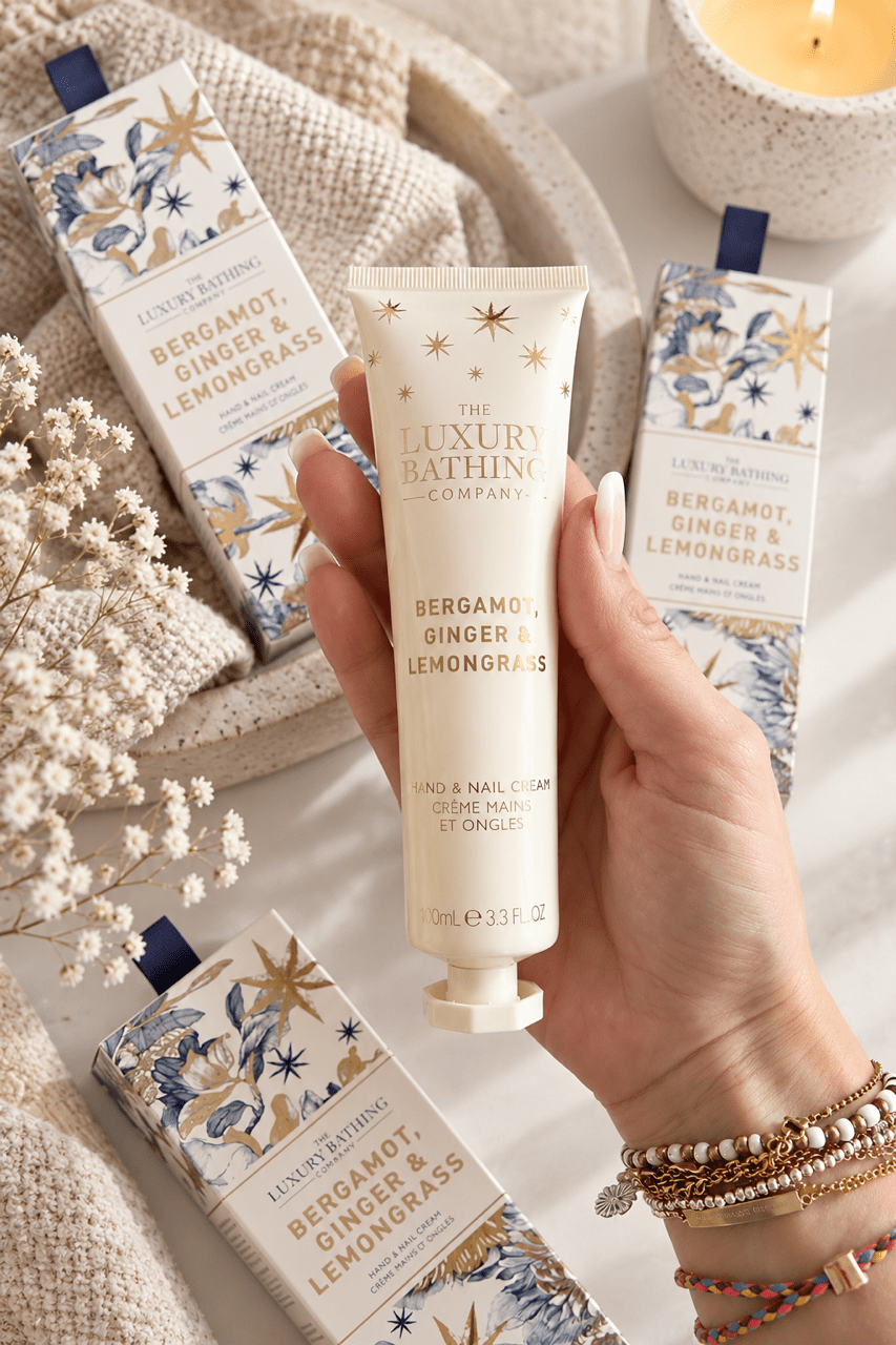 Bergamot, Ginger & Lemongrass Handcreme - OYKAMI in a box