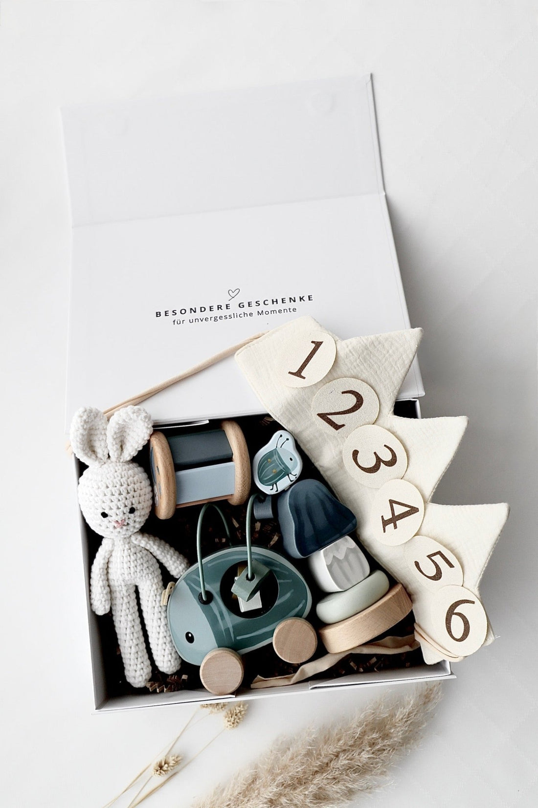 Geburtstagsbox „Savona“ beige - OYKAMI in a box