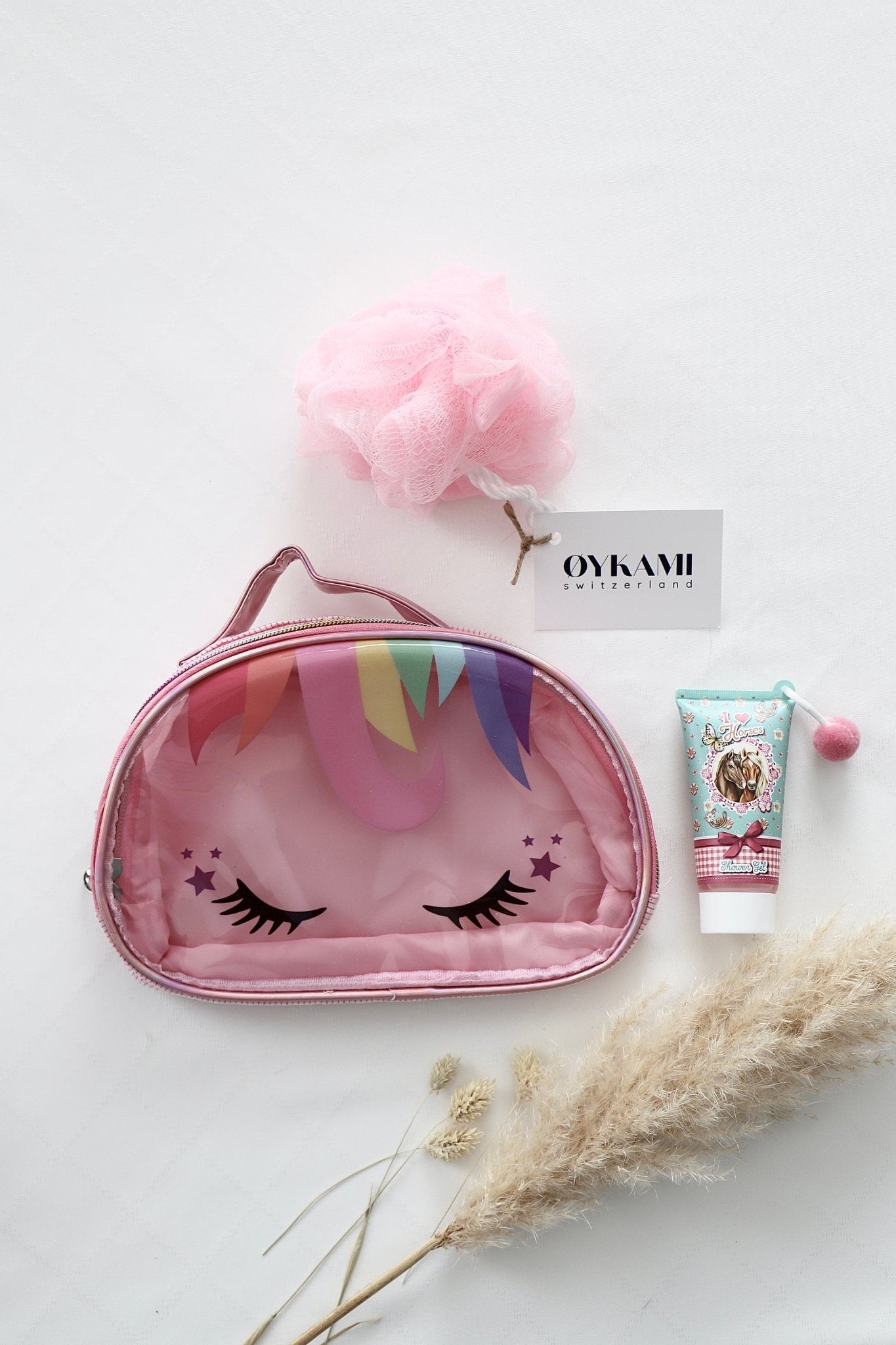 Geschenkbox Mädchen "Einhorn Kosmetiktasche" - OYKAMI in a box