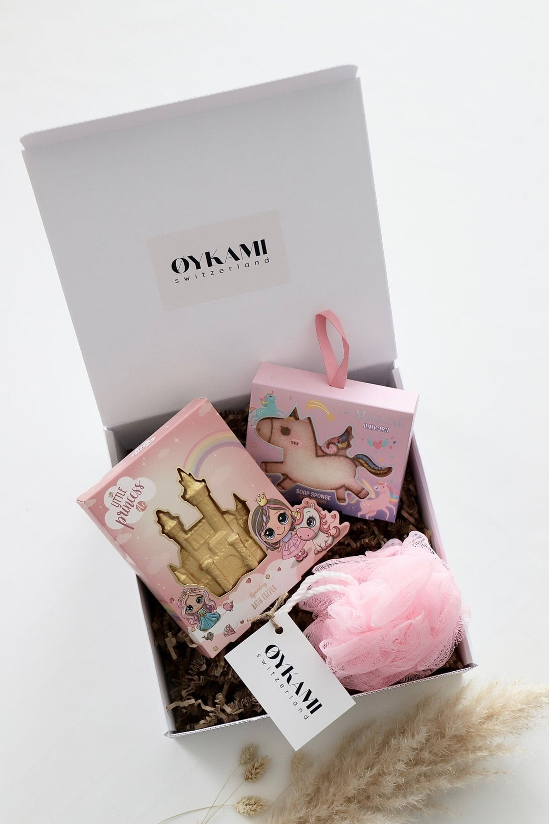 Geschenkbox Mädchen "Schloss und Einhorn" - OYKAMI in a box