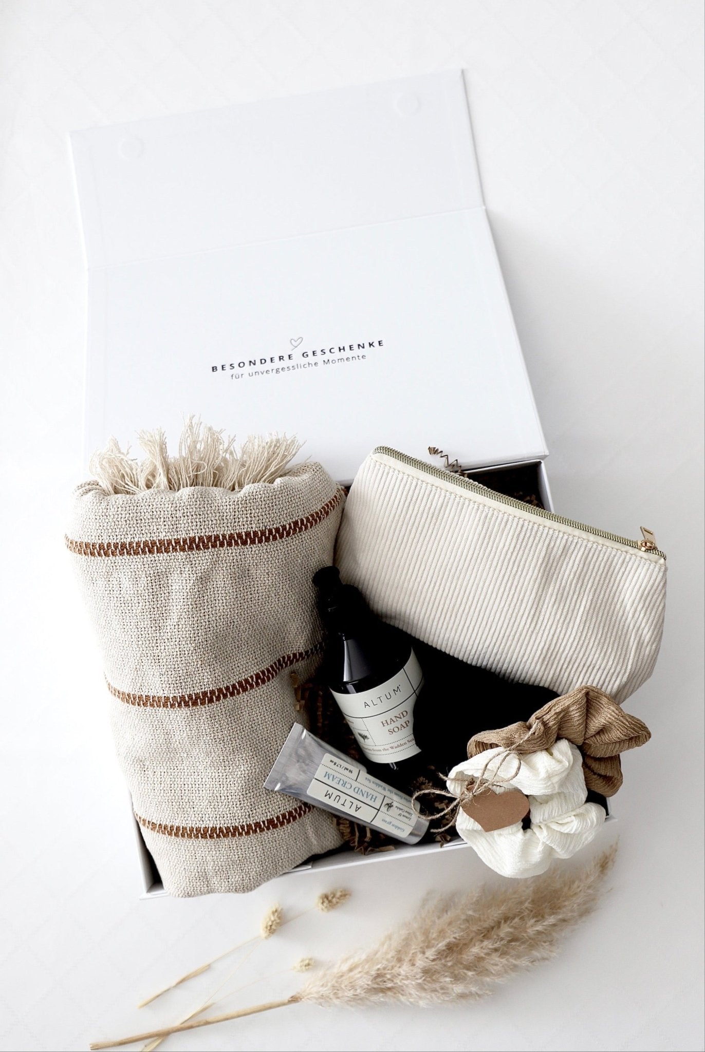 Geschenkbox "Nordic Harmony" - OYKAMI in a box