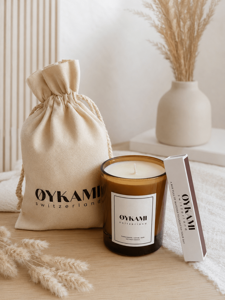 Geschenkset - Soja Duftkerze "Mitternachtswald" mit Zundhölzer, 300 ml - OYKAMI in a box