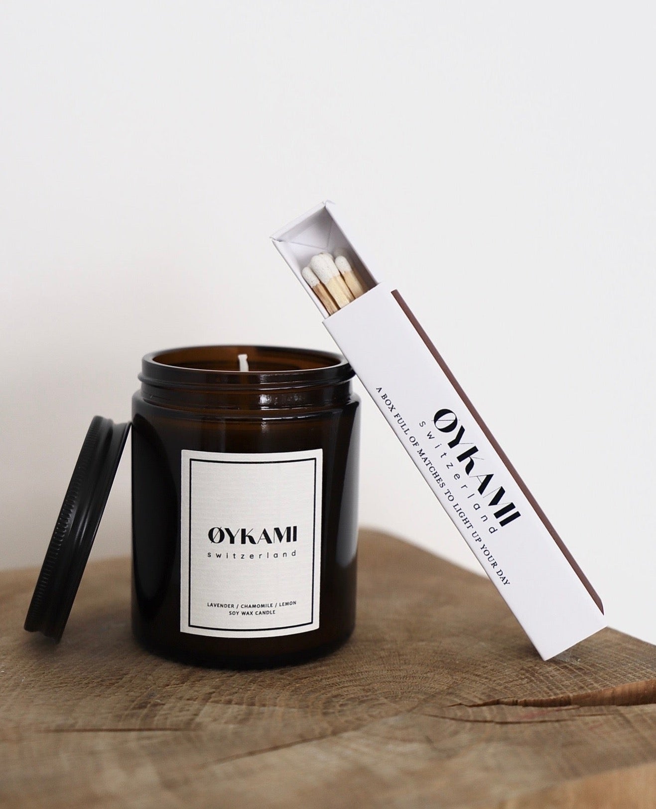 Geschenkset Soja Duftkerze "Sternennacht" mit Streichhölzer, 180 ml - OYKAMI in a box
