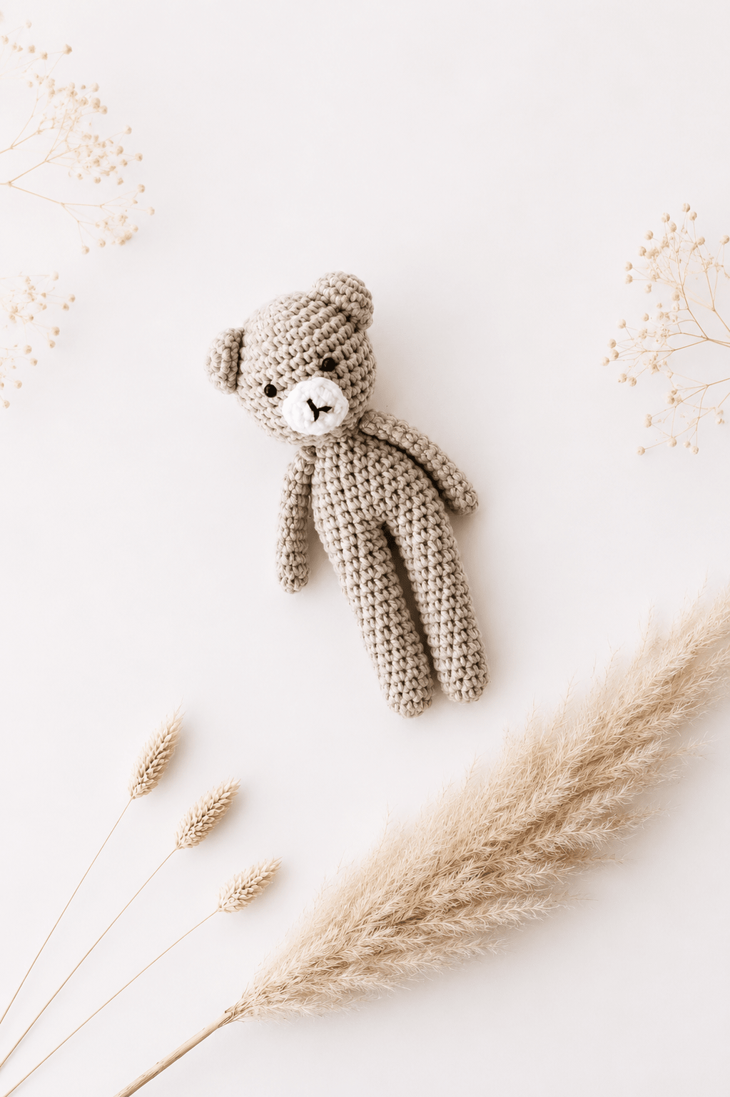 Gestrickter Bär braun - OYKAMI in a box