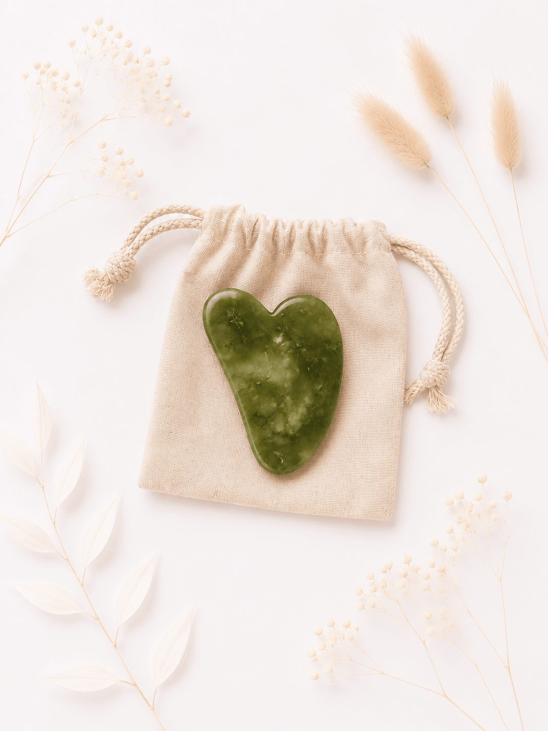 Gua Sha – Grüner Massagestein aus Jade - OYKAMI in a box