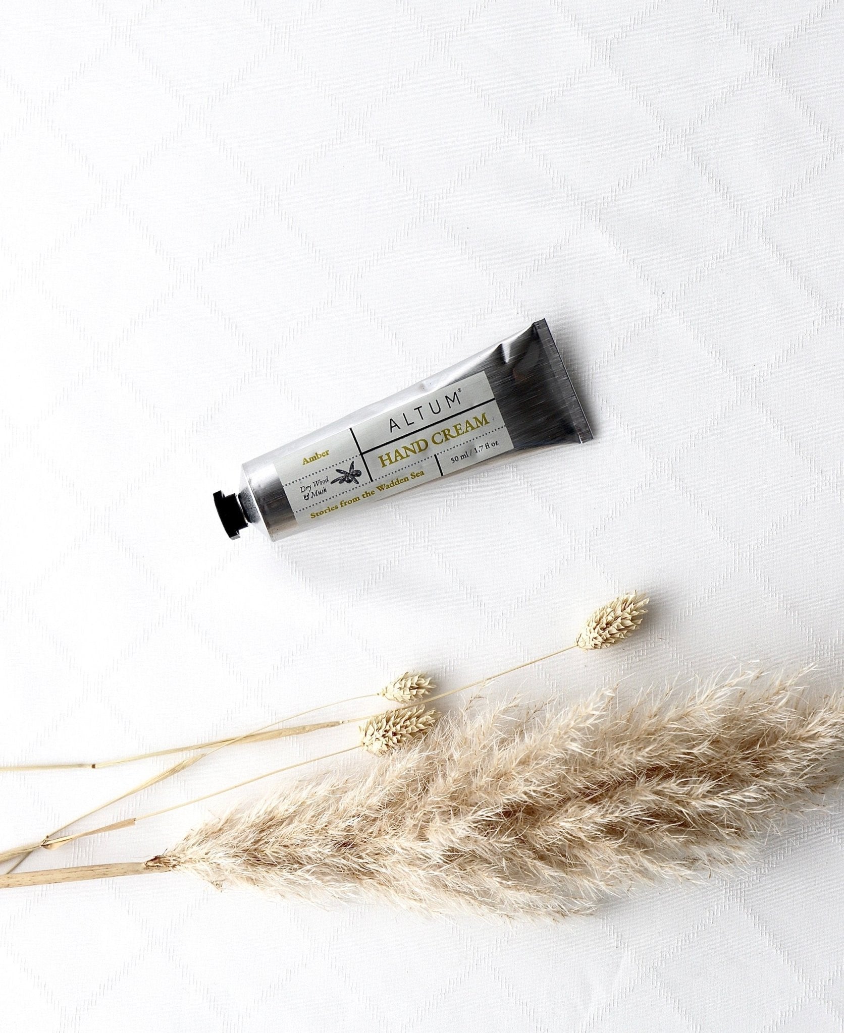 Handcreme Dry Wood & Musk - OYKAMI in a box