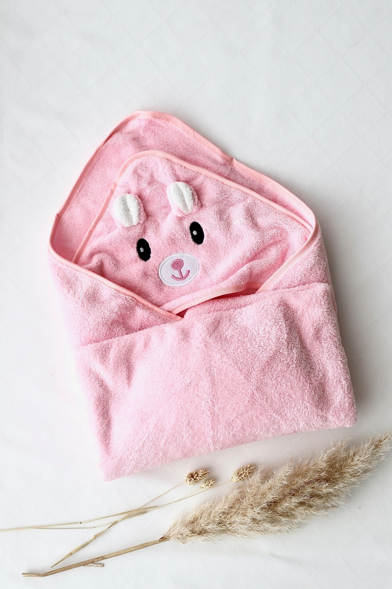 Kapuzenhandtuch Häschen – Rosa - OYKAMI in a box