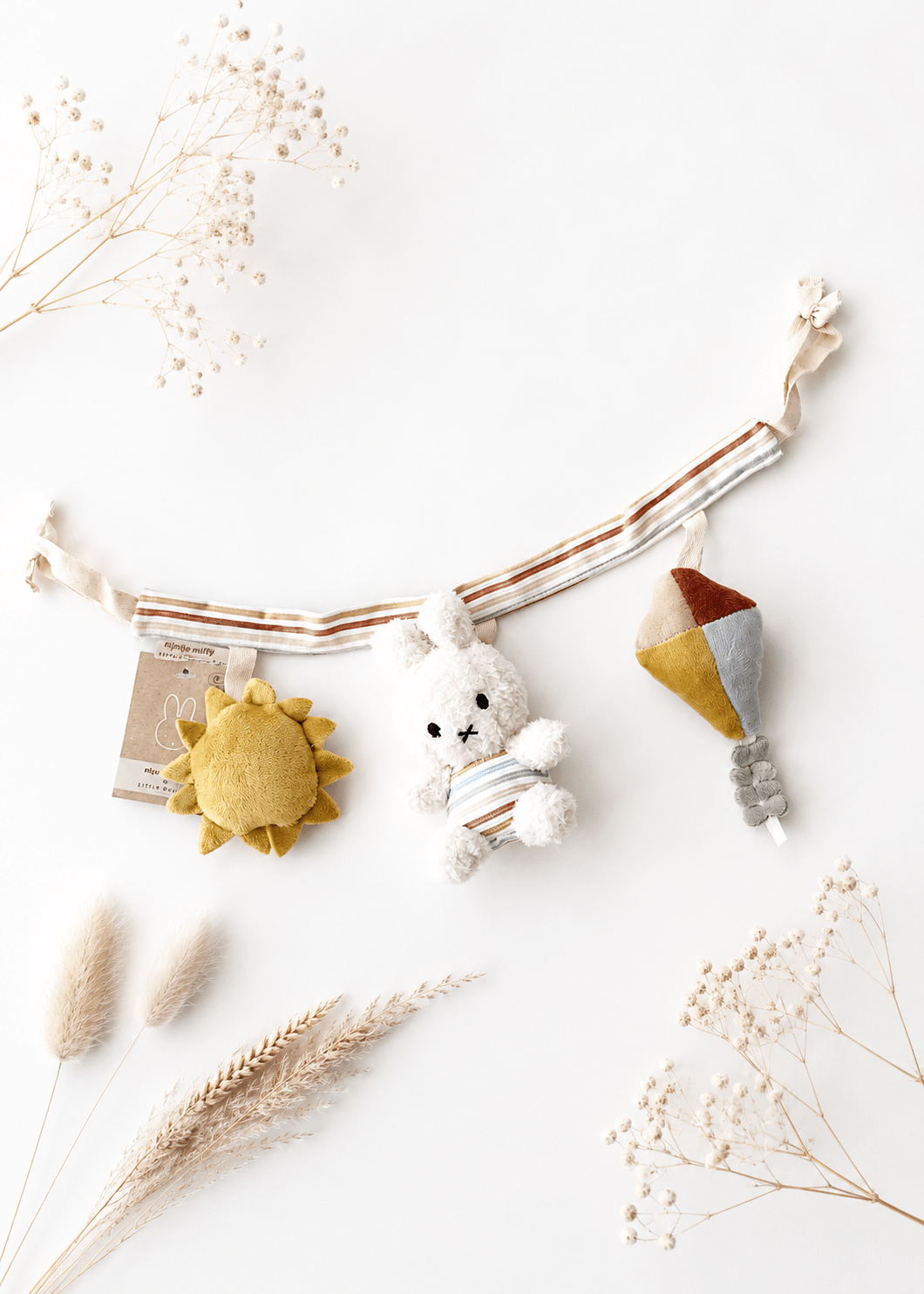 Kinderwagenkette Miffy Stripes - OYKAMI in a box