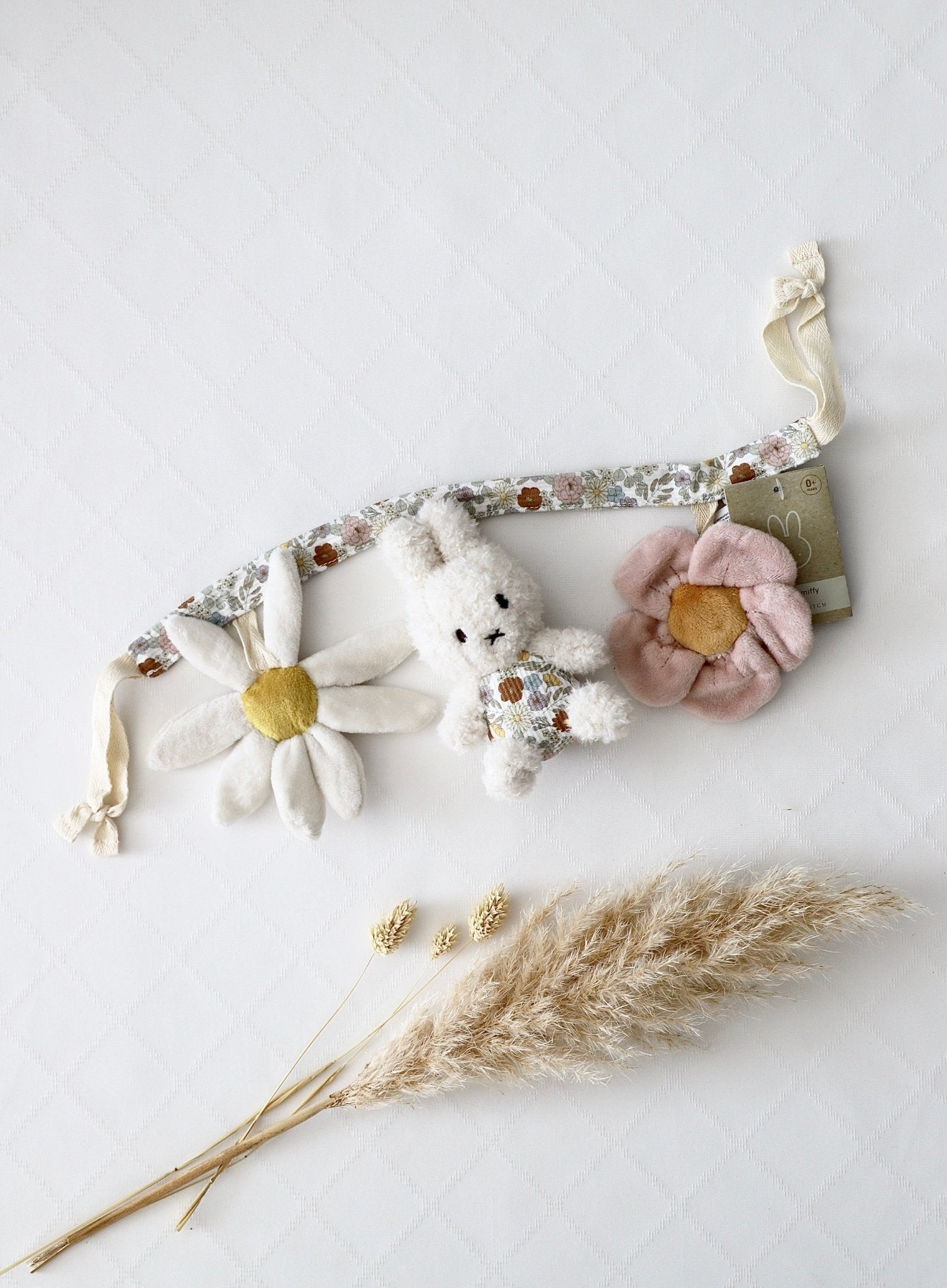 Kinderwagenkette Miffy Vintage - OYKAMI in a box
