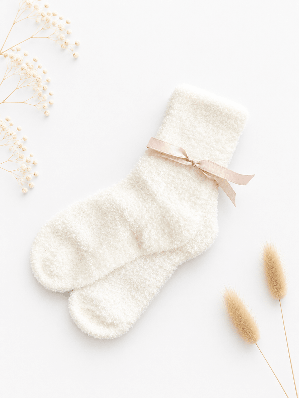 Kuschelsocken Weiss mit rosa Band - OYKAMI in a box