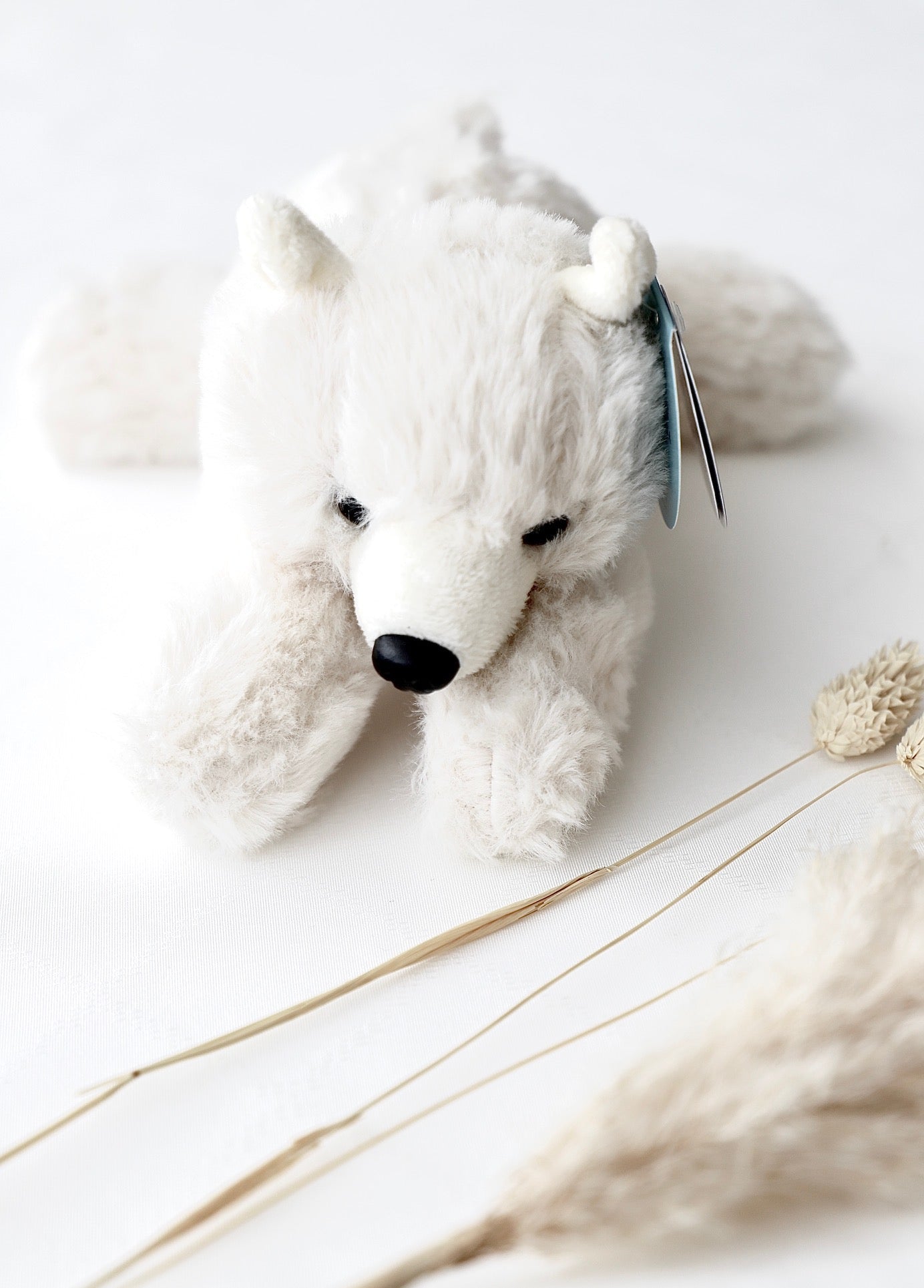Kuscheltier „Arctic Bear“ - OYKAMI in a box