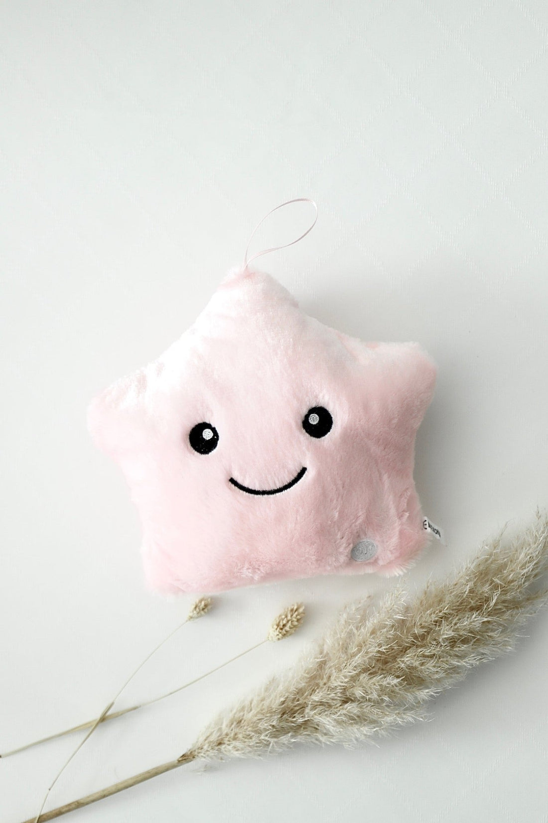 Leuchtender kleiner Kuschelstern in Rosa - OYKAMI in a box