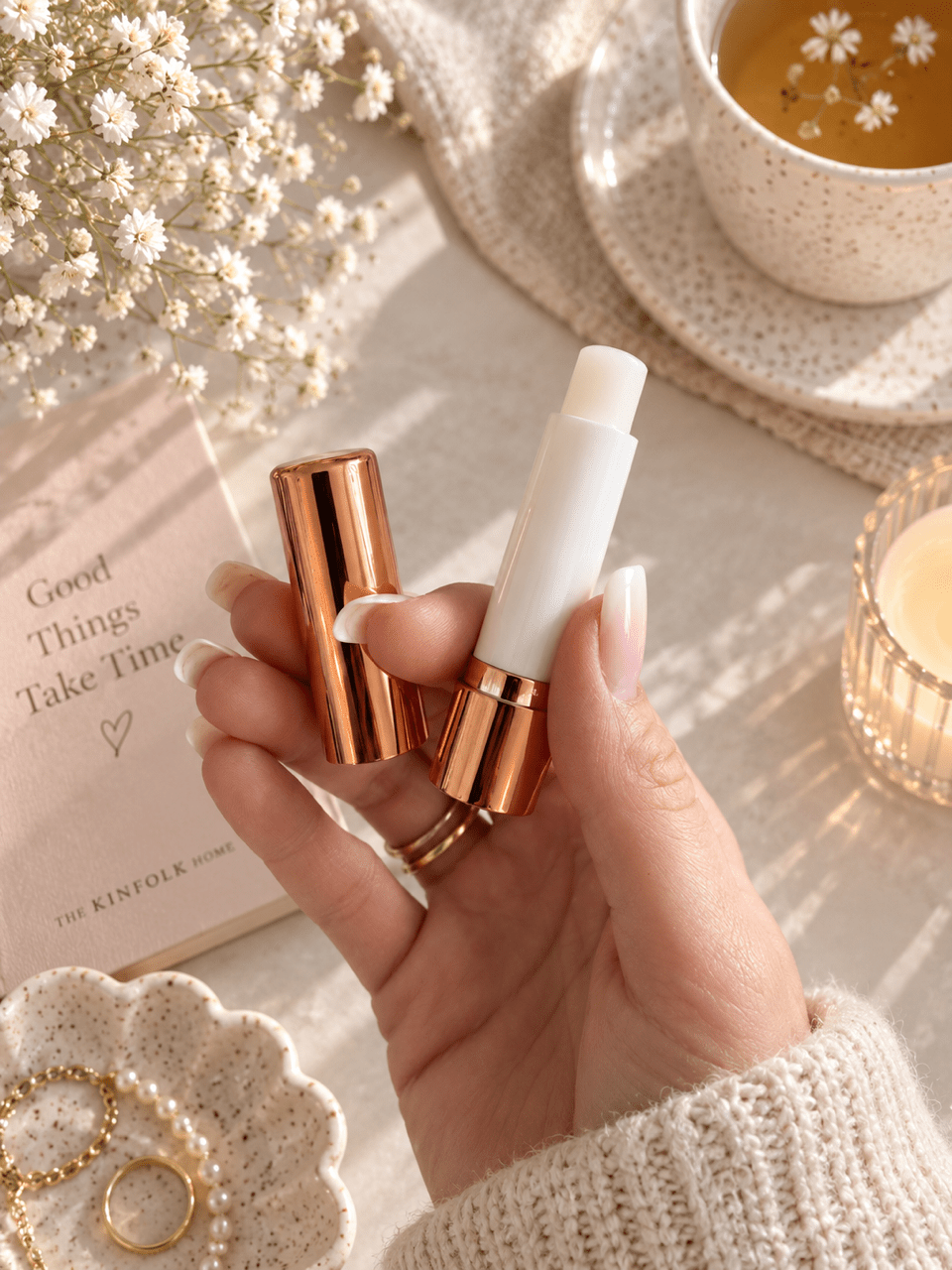 Lippenpflege-Stick mit edlem Roségold-Detail - OYKAMI in a box