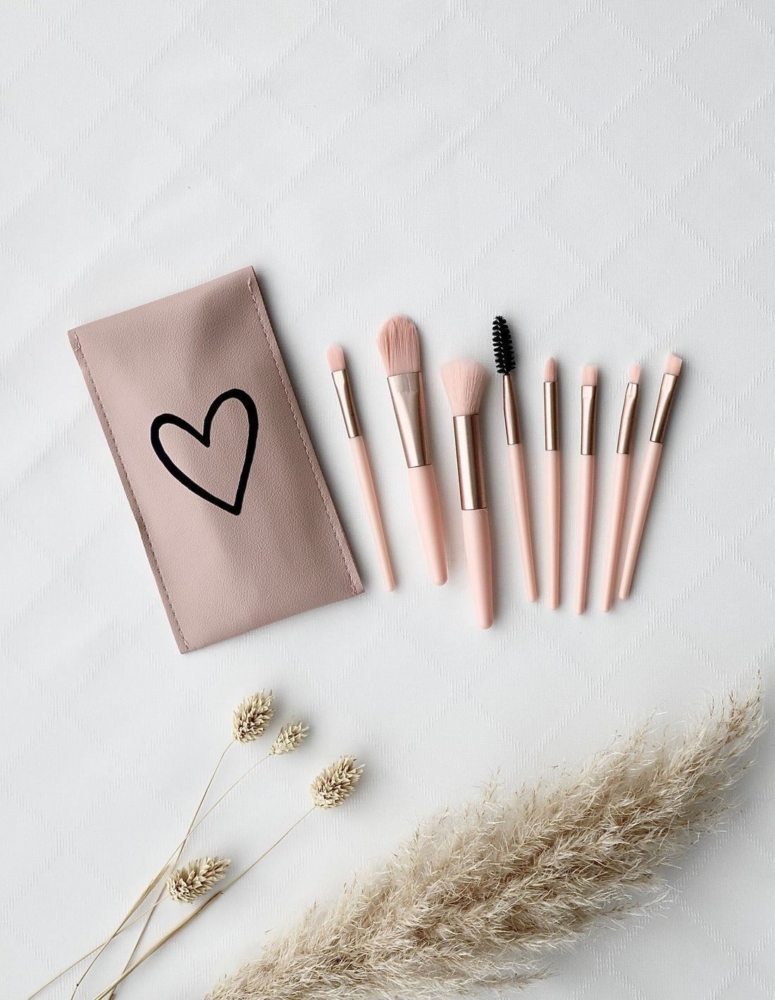 Make - up - Pinselset mit Etui – OYKAMI LOVE Collection - OYKAMI in a box