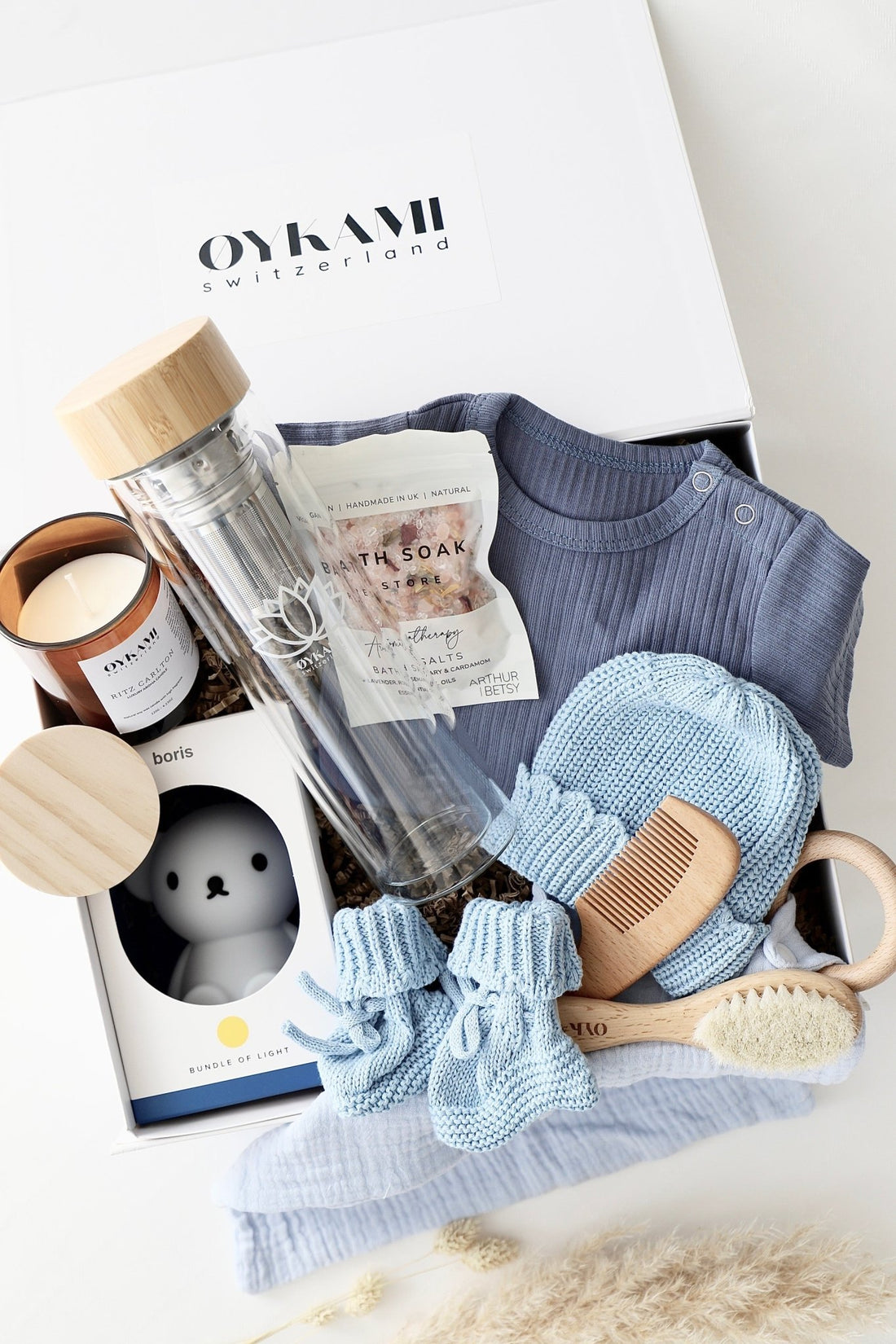 Mama & Baby Geschenkbox Blau "Lugano" Boris - Teeflasche - OYKAMI in a box