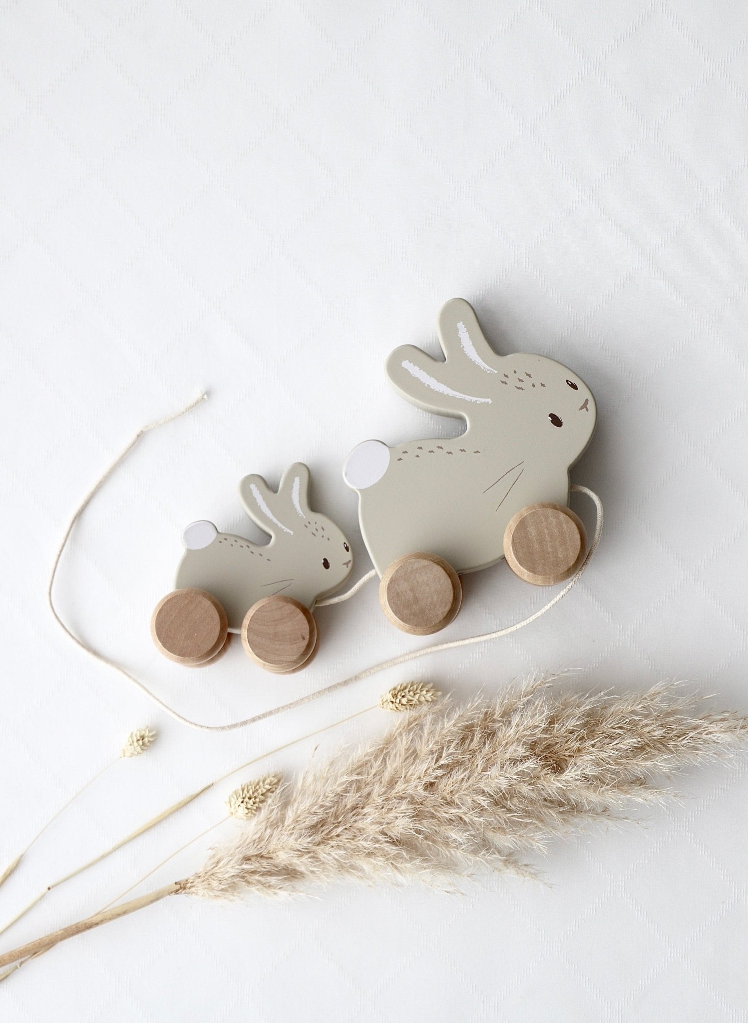 Nachziehtier "Häschen" aus Holz - OYKAMI in a box