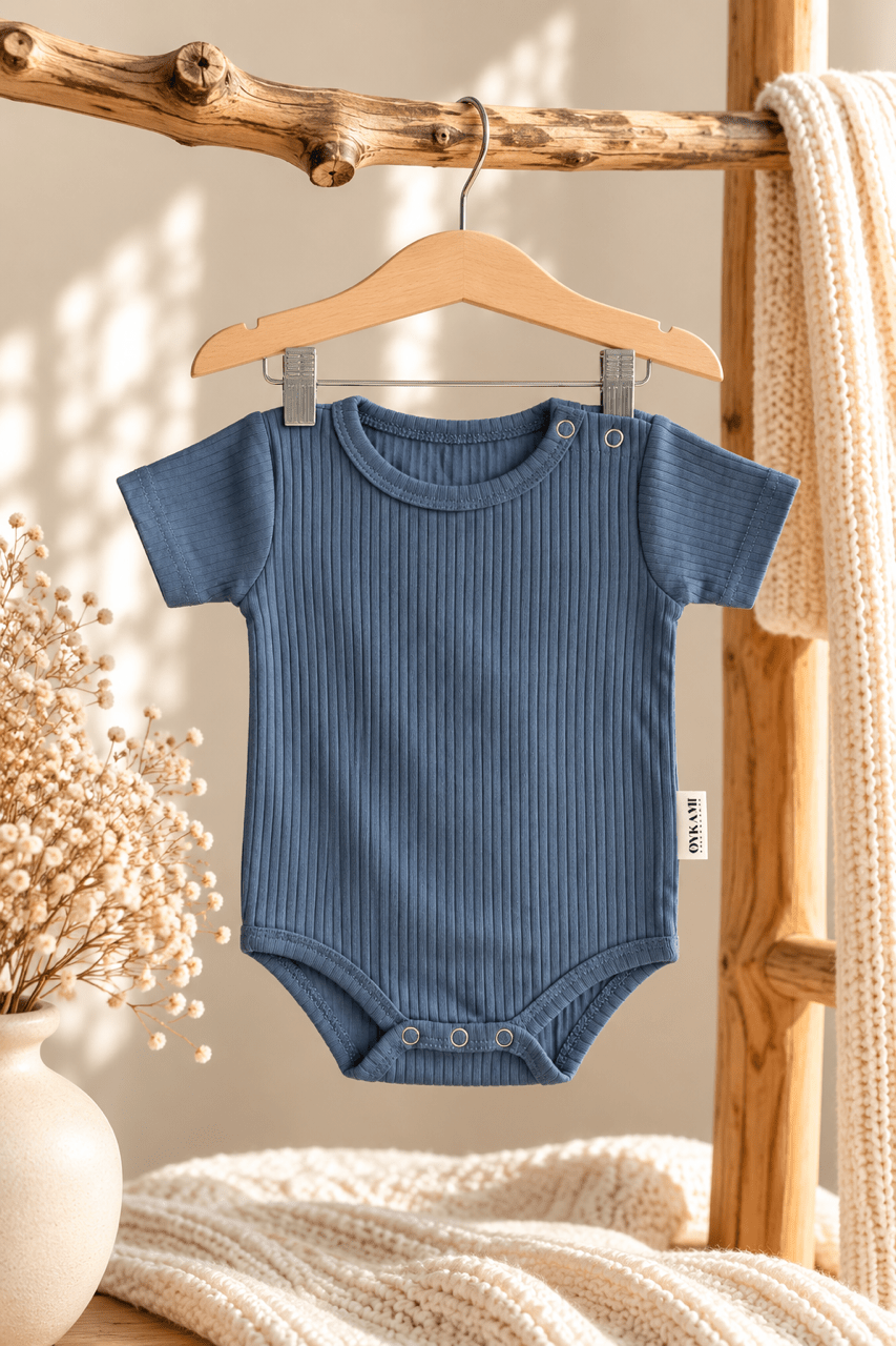 OYKAMI Baby Body Blau – Ribbed Collection - OYKAMI in a box
