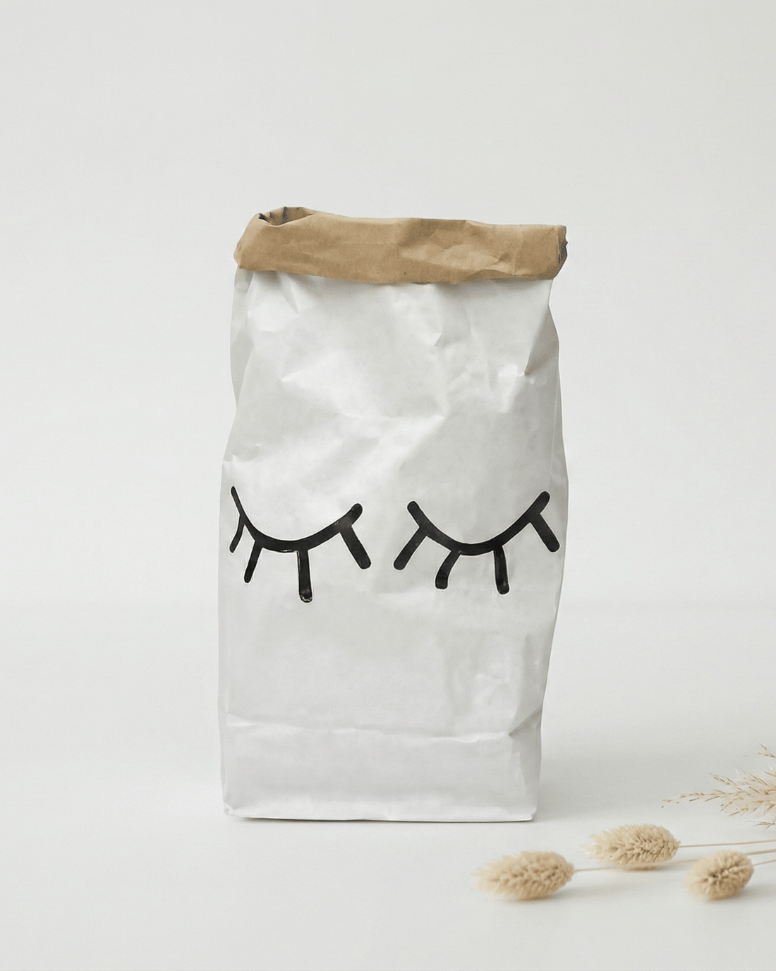 Paper Bag “Sleepy Eyes” - OYKAMI in a box