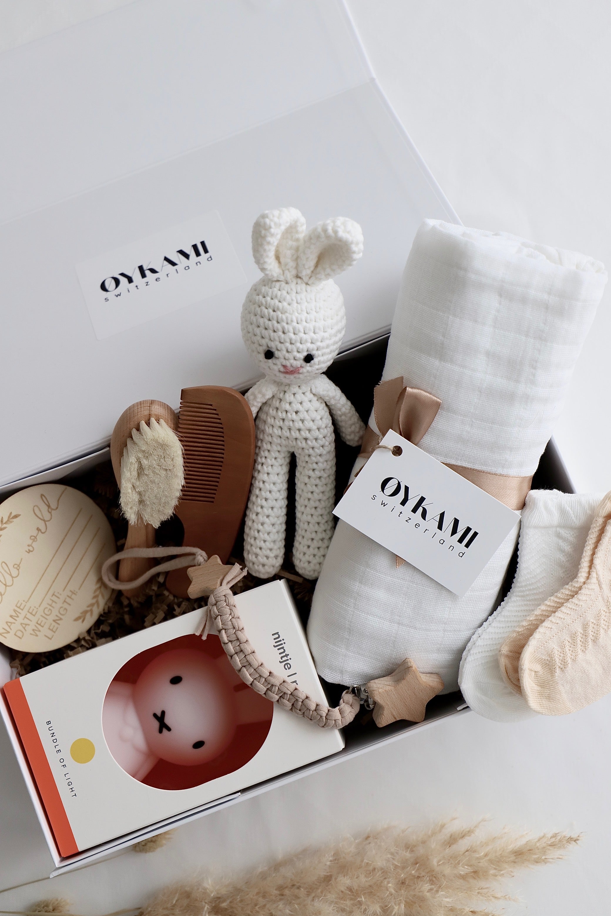 Baby Geschenkbox Neutrale Farben "Reykjavik" mit Miffy Nachtlicht