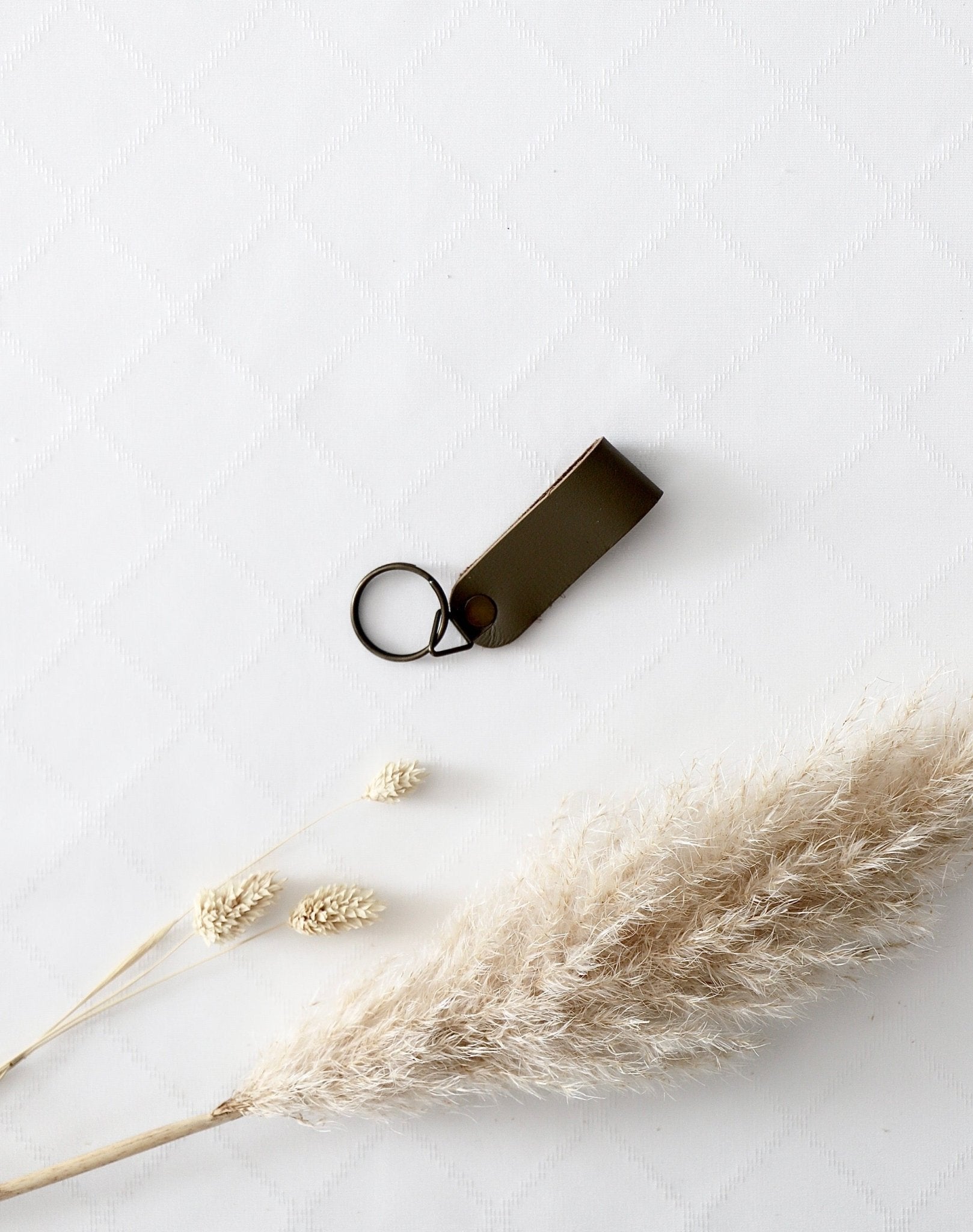 Schlüsselanhänger Leder - Loop - OYKAMI in a box