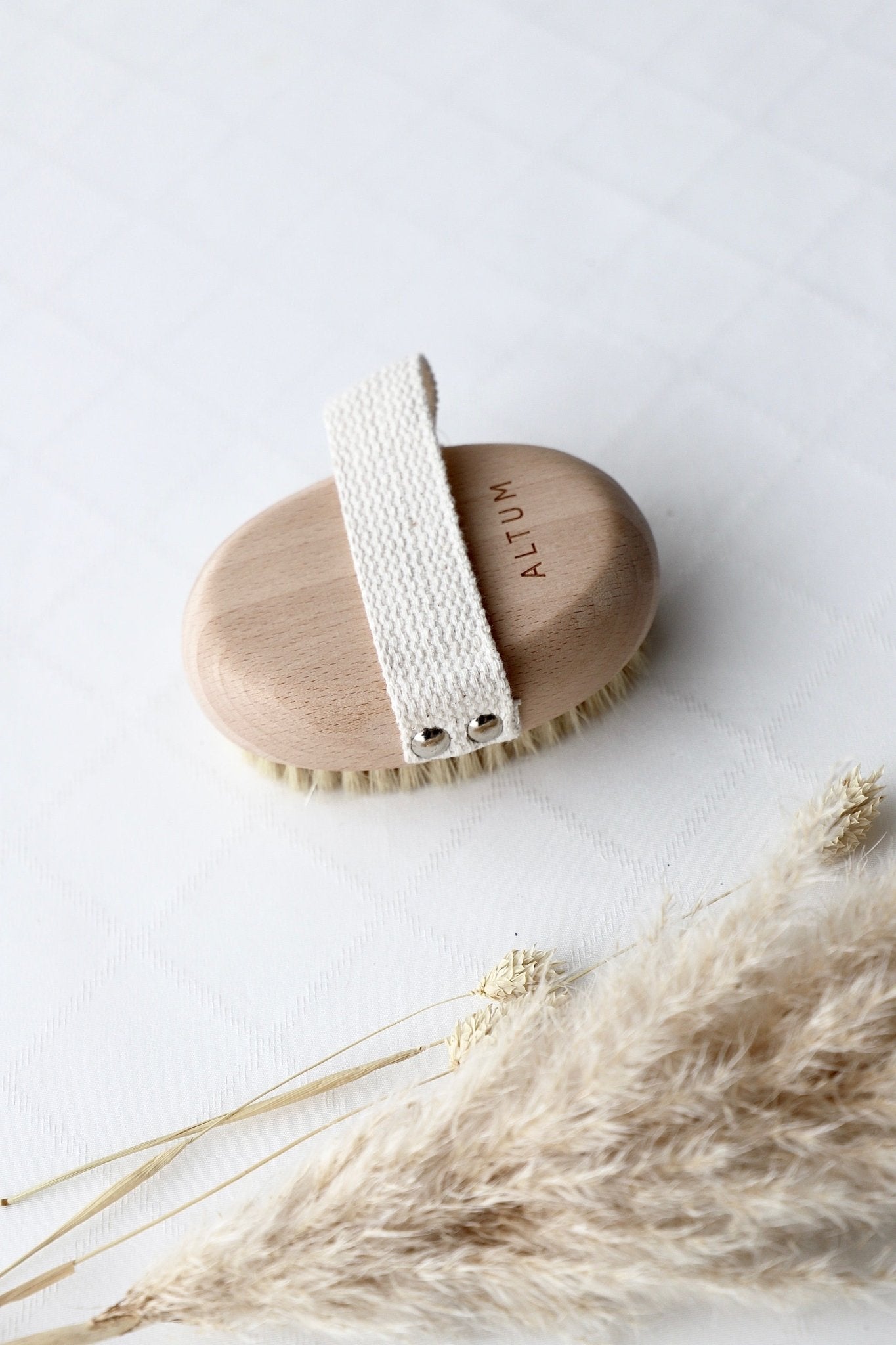 Schwamm / Duschbürste - OYKAMI in a box