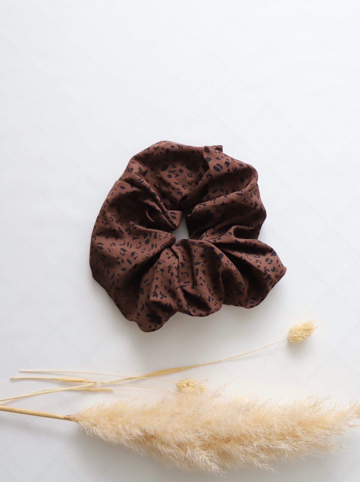 Scrunchie XL Braun - OYKAMI in a box