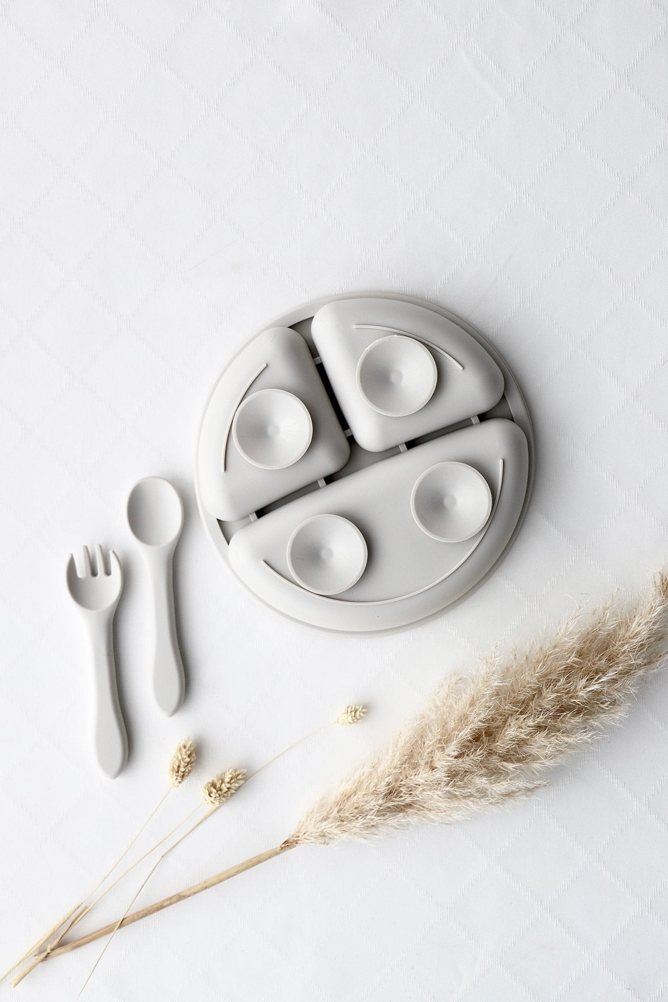 Silikon - Essteller mit Unterteilung mit Gabel und Löffel grau - OYKAMI in a box