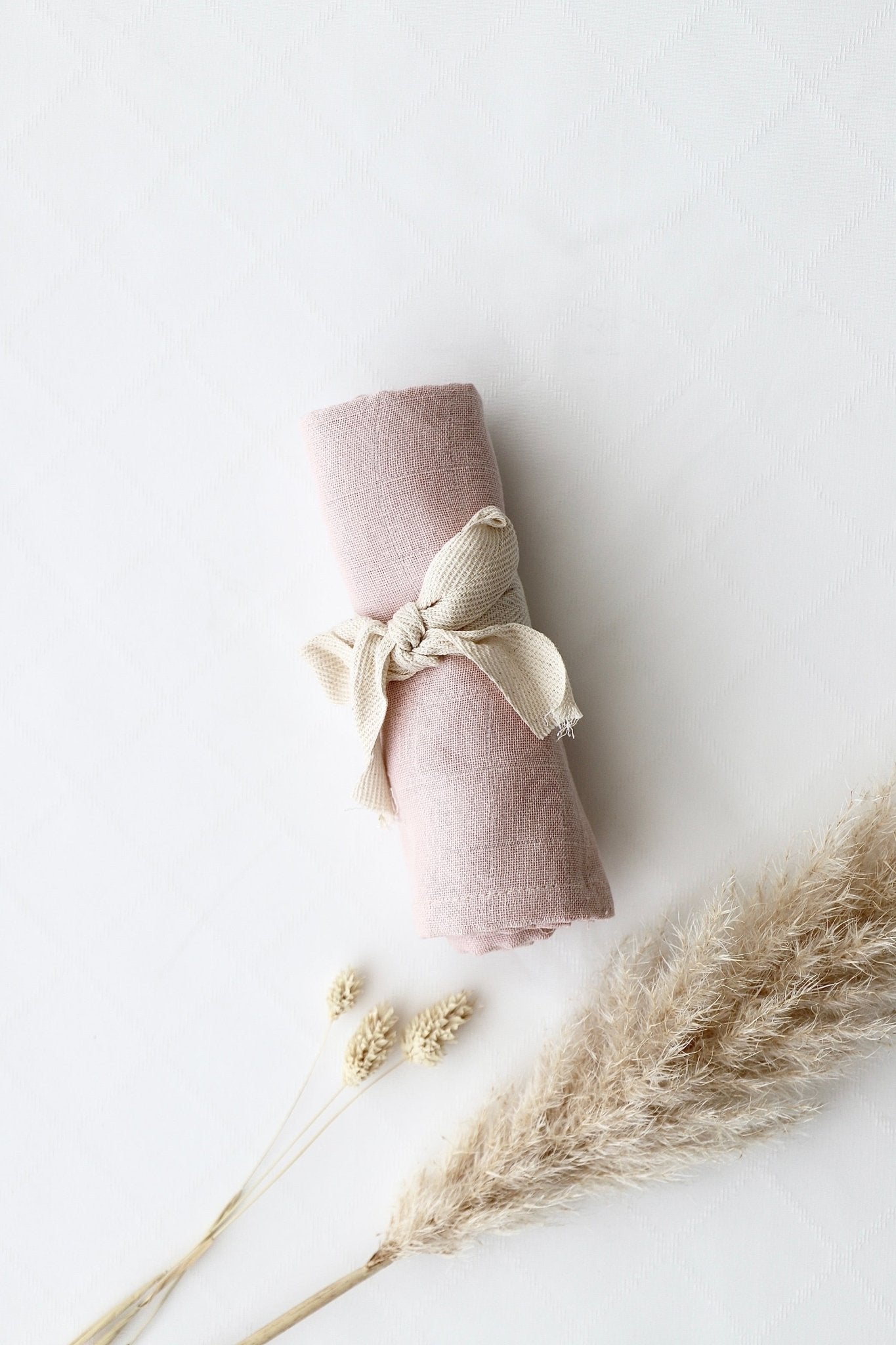 Spucktuch Hellrosa - OYKAMI in a box